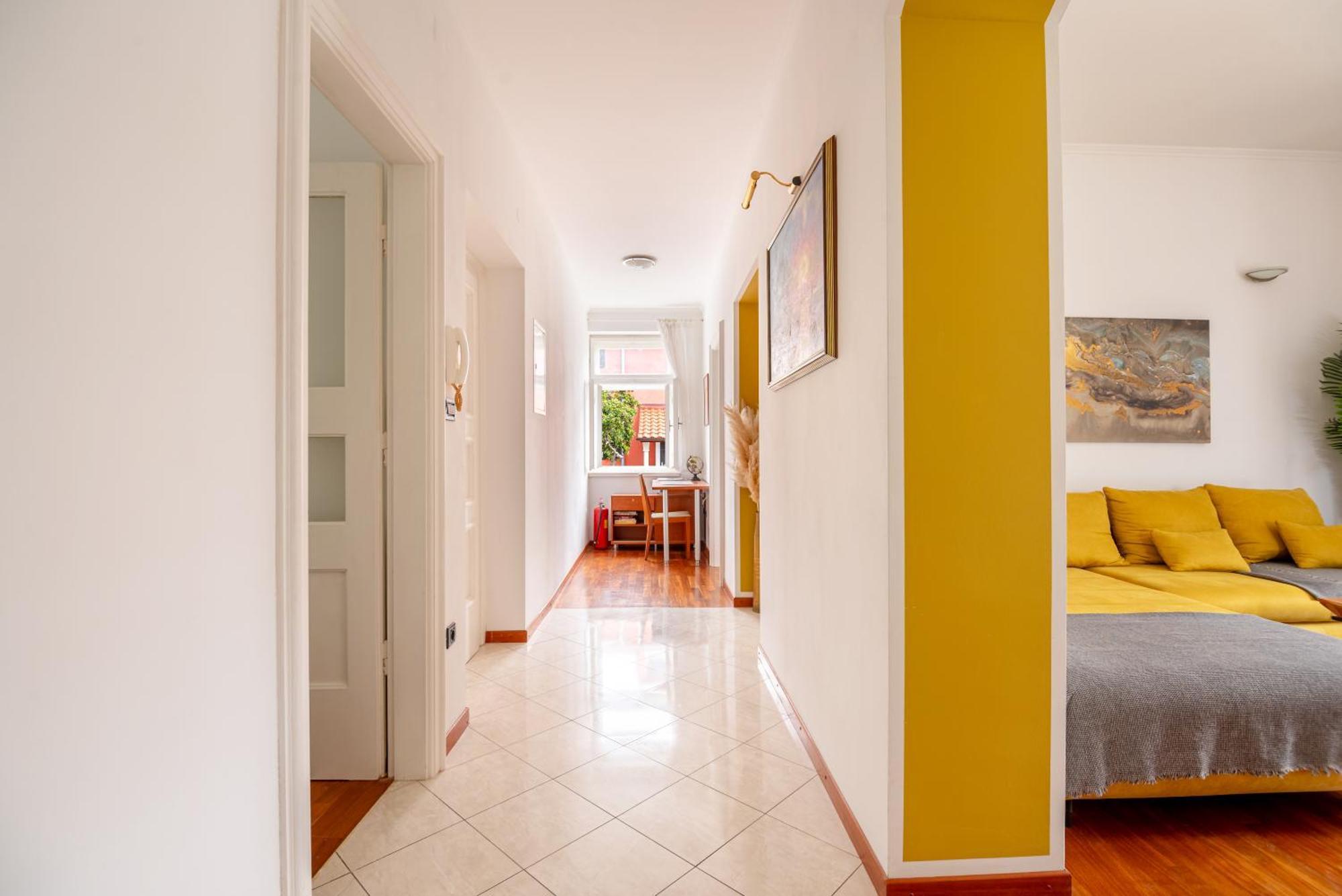 White House Luxury * Split