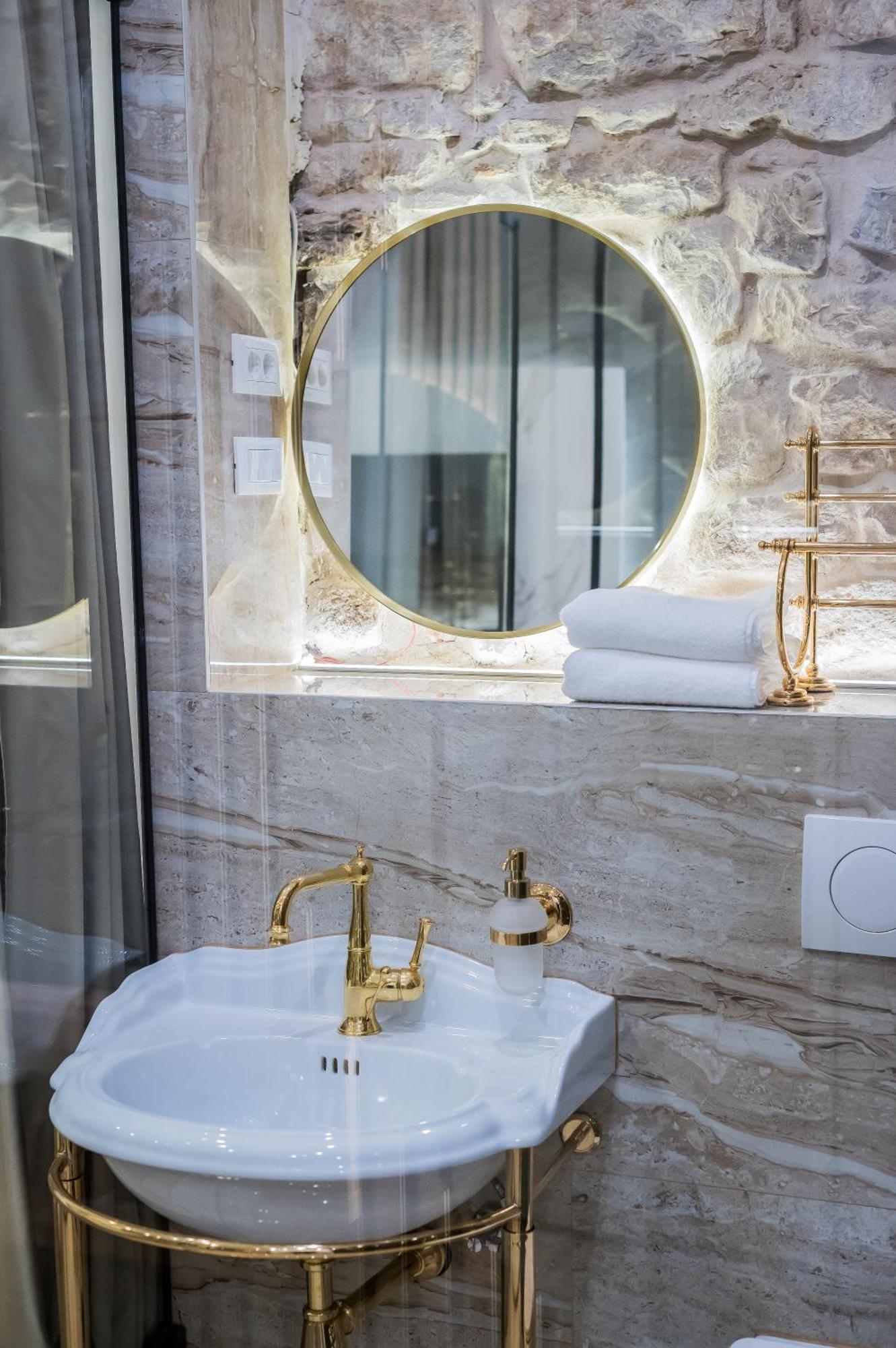 Emperor's Luxury - Unique Unesco Site Appartement Split