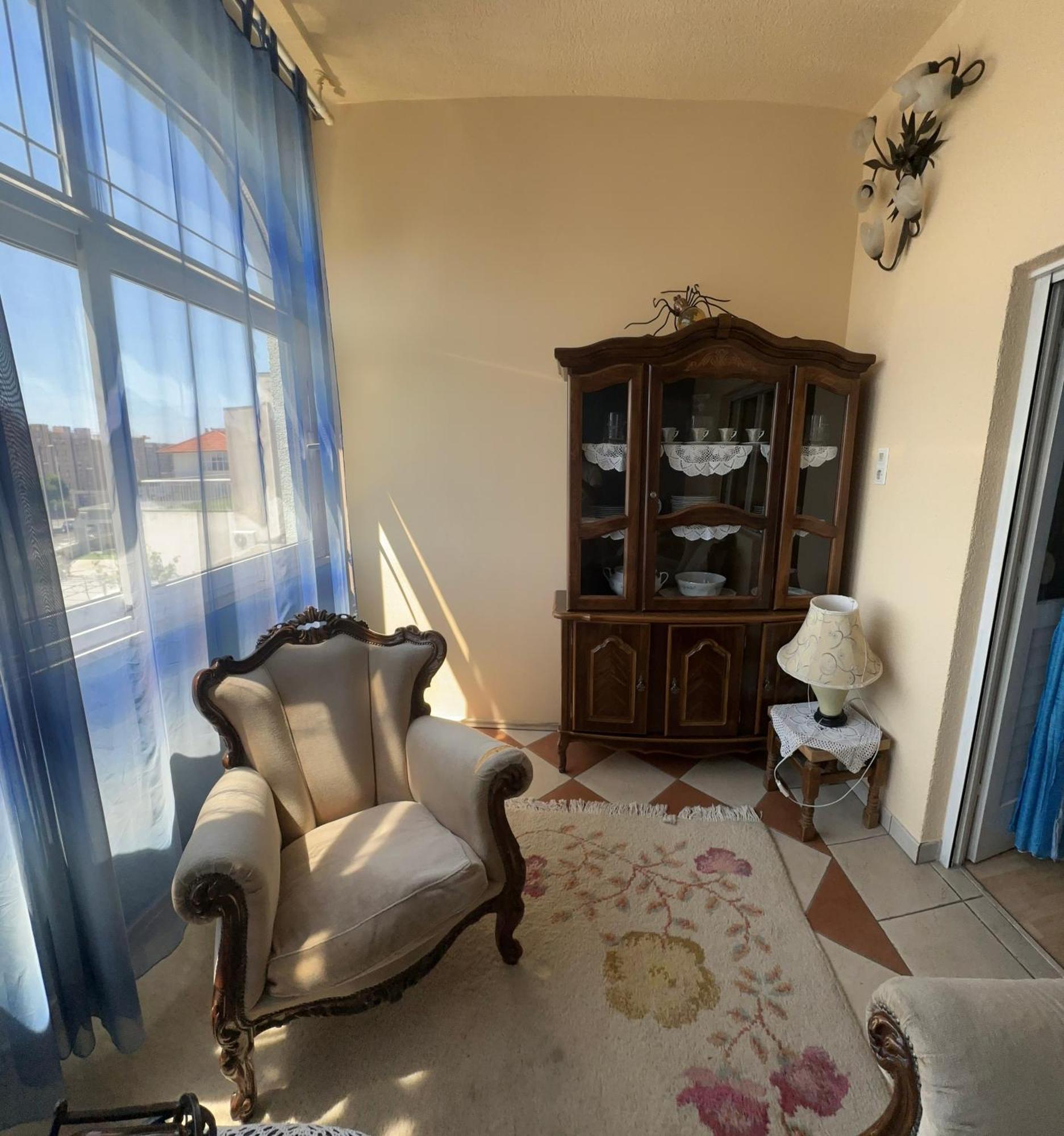 Apartment Vs Split