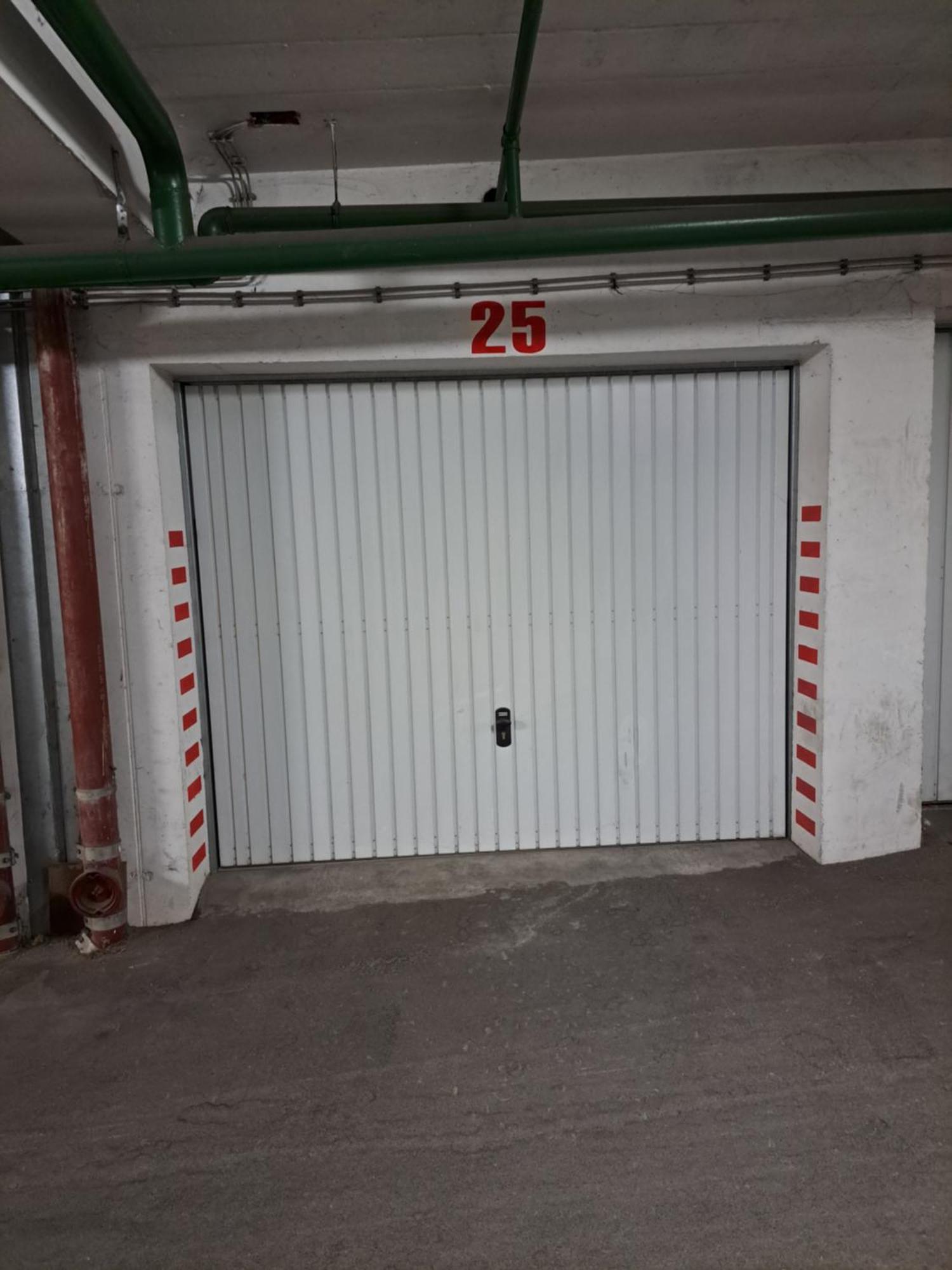 In Split, Near The Old Town, Three Rooms, Balcony, Garage