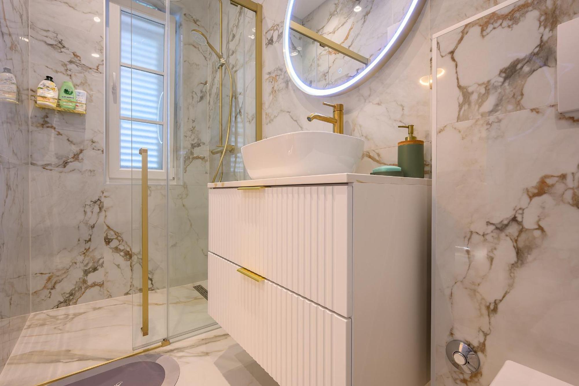 Guest house Jupiter Luxury 3*