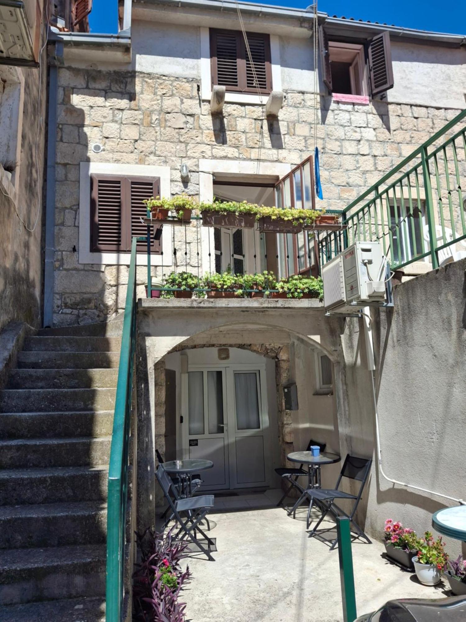 Old Town Nina 1 Appartement