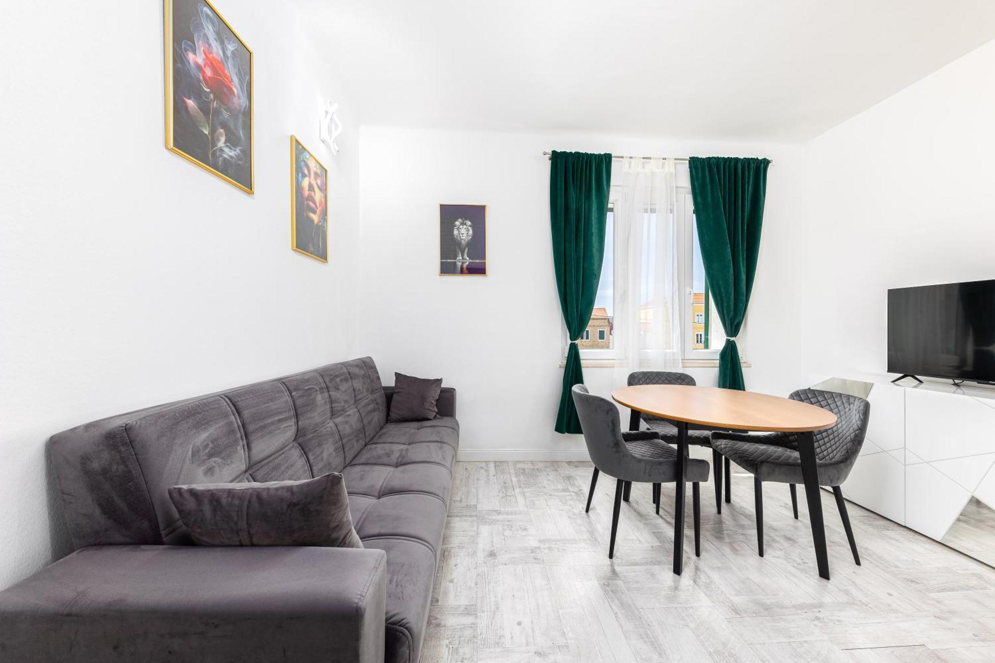 Apartman Lions *