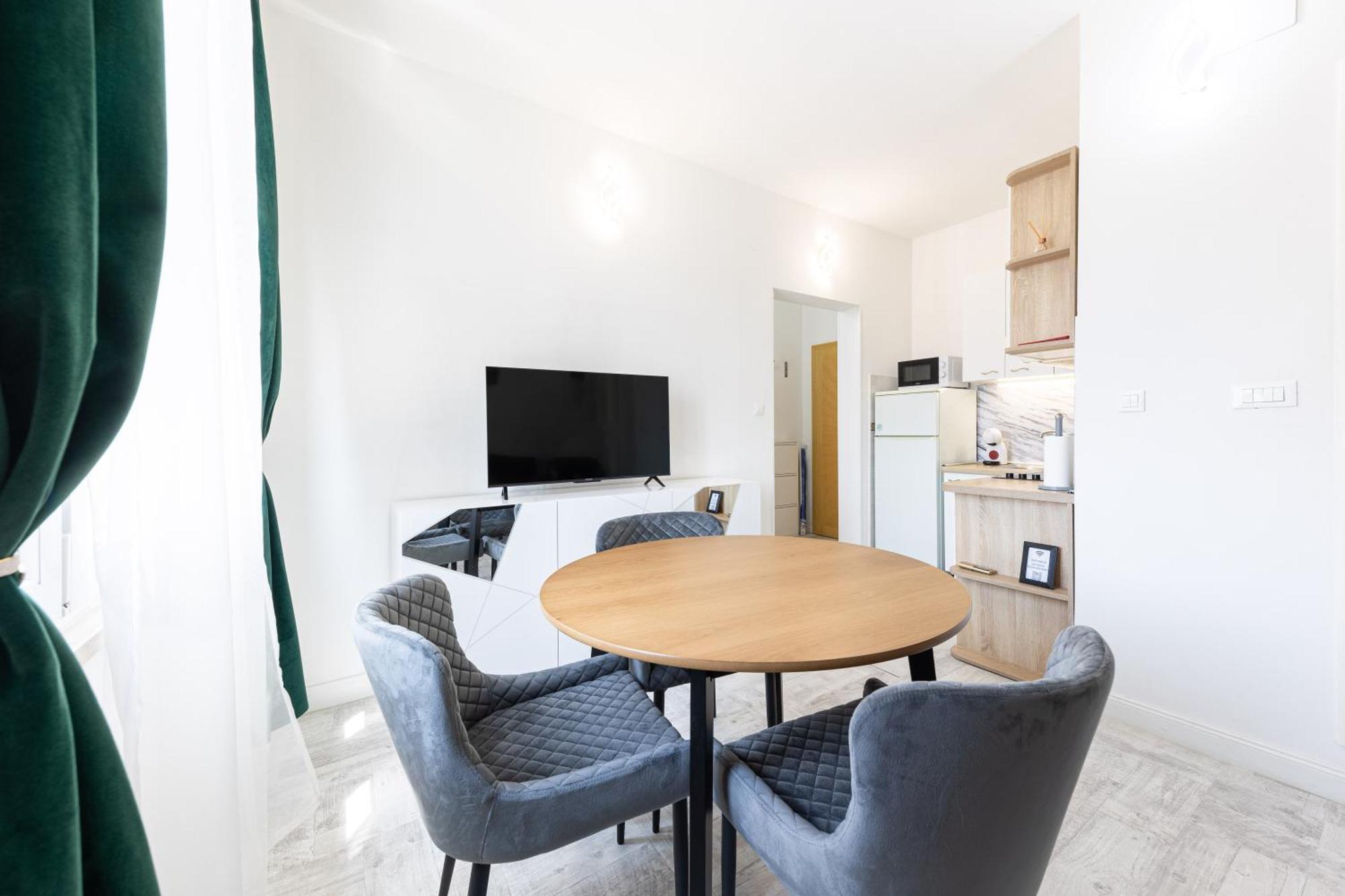 Lions Apartment *