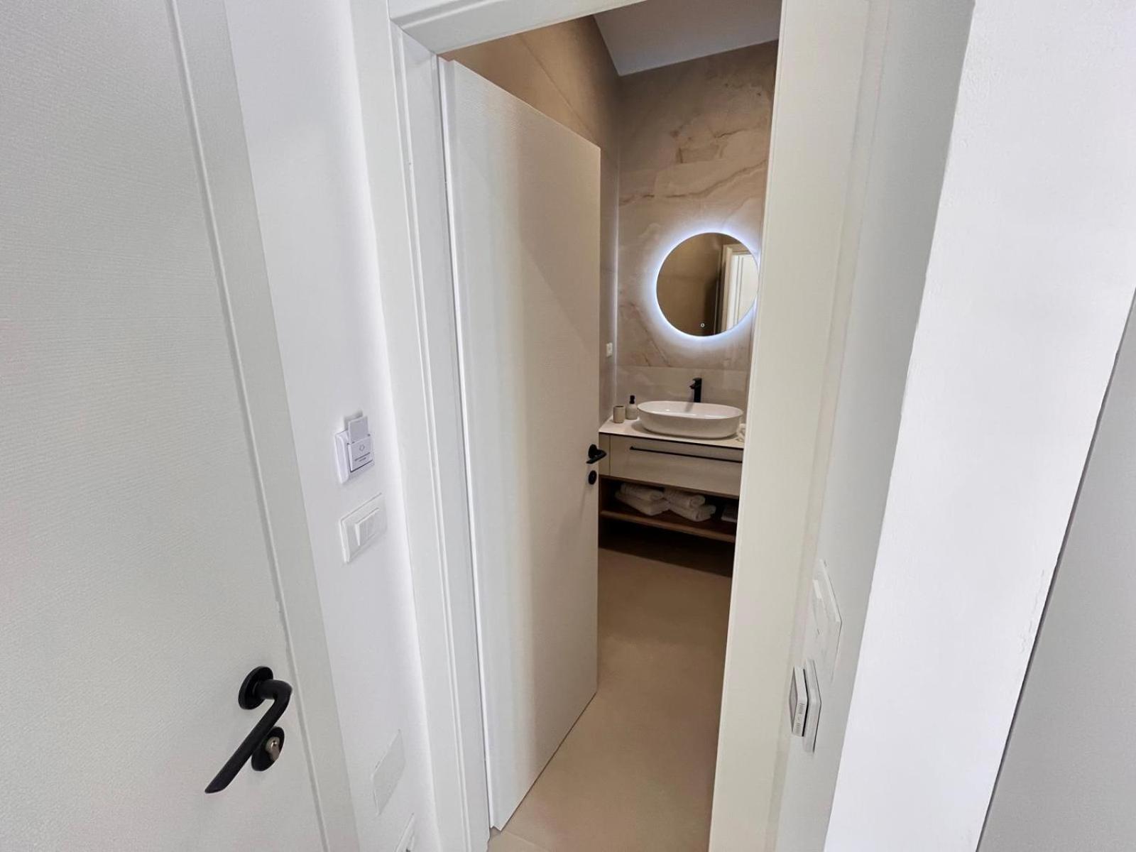 Teuta Garden Luxury Apartment *