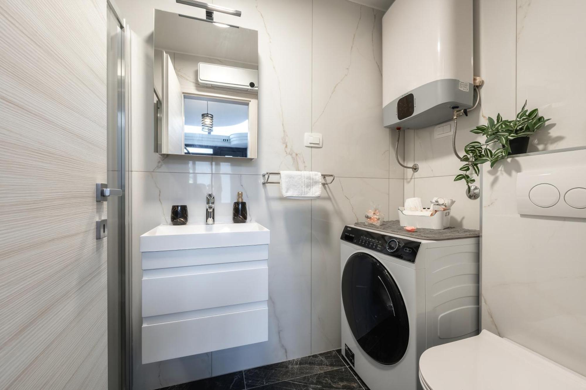 Kleopatra Apartment *