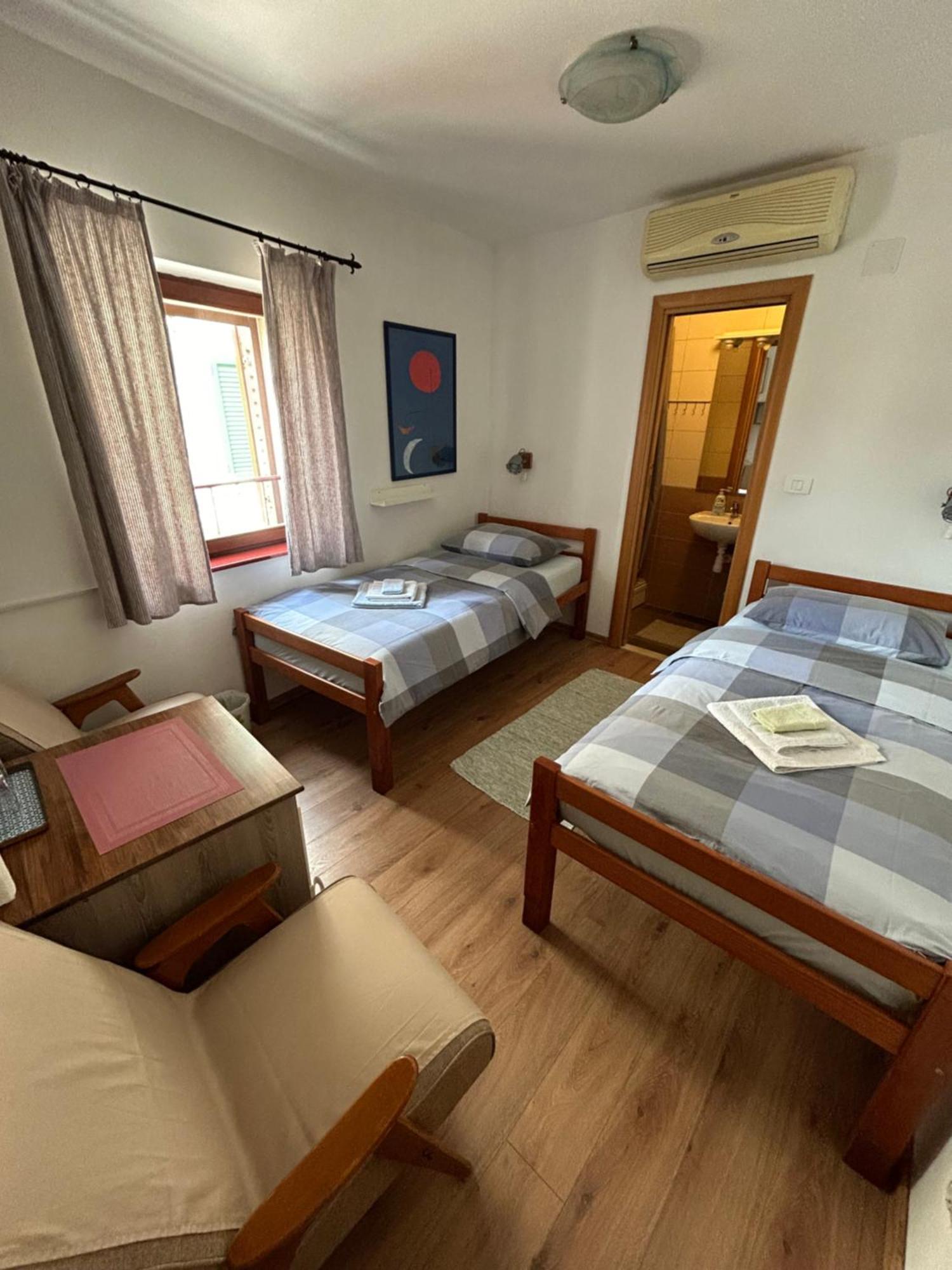 Fjaka Gostinjska kuća 3*
