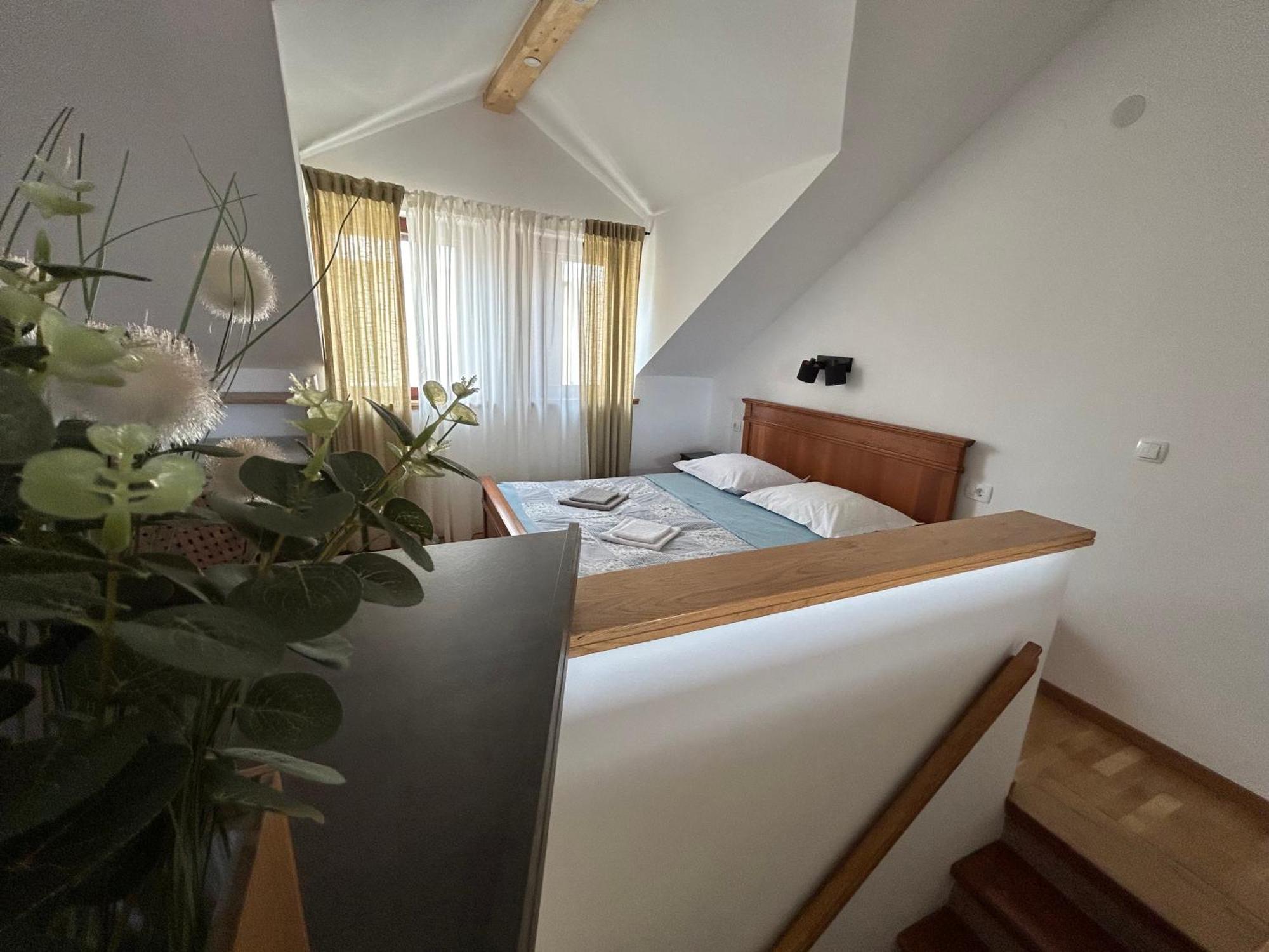 Gostinjska kuća Fjaka 3*