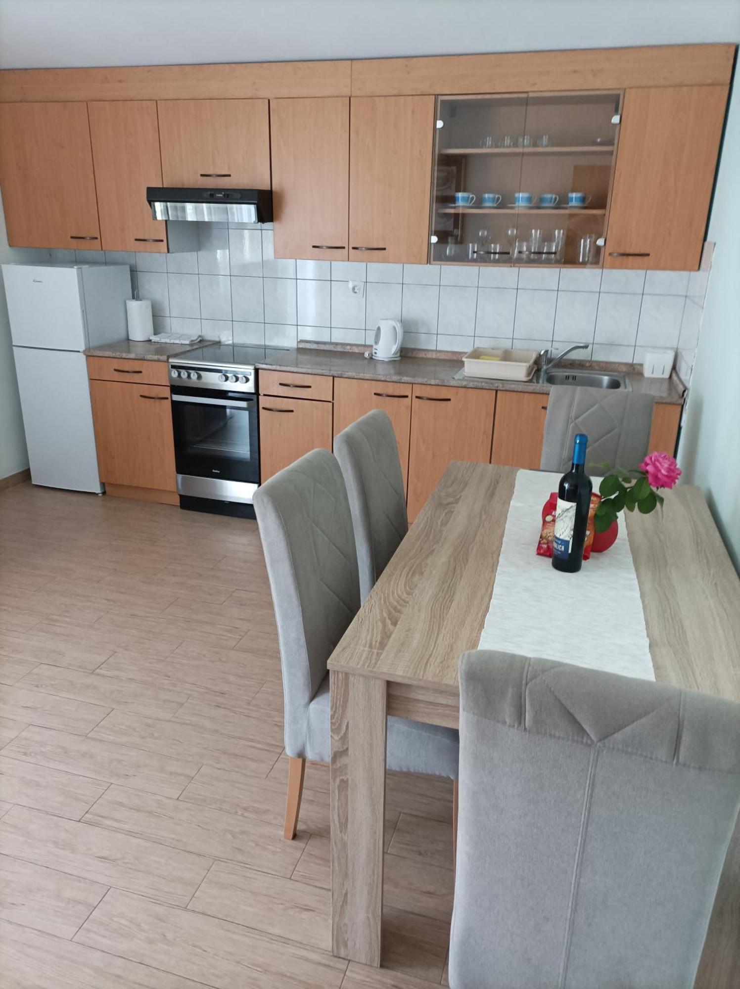 Abc Stobrec Apartment *