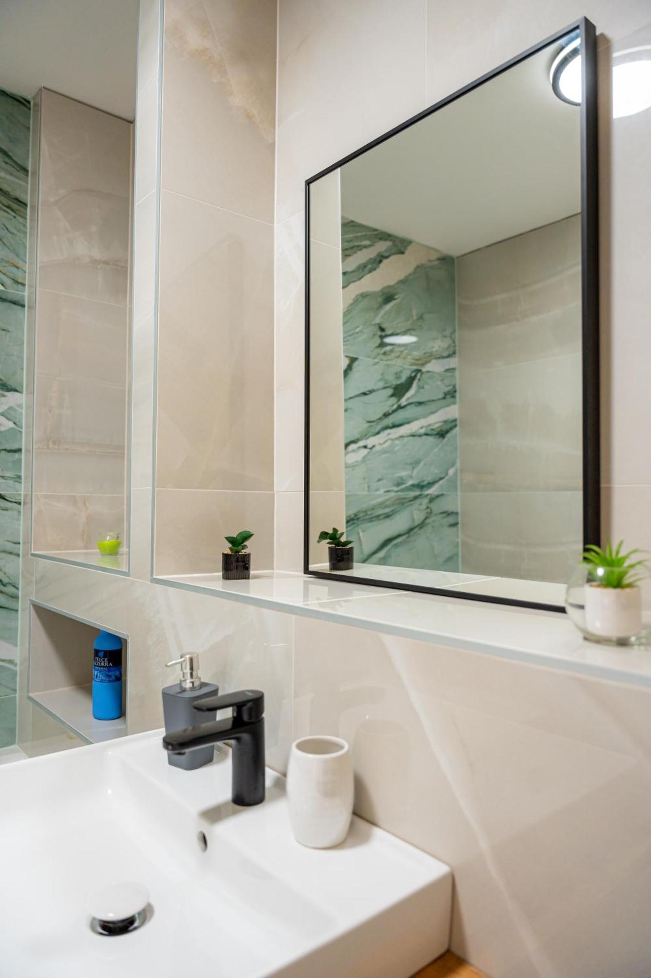 Royal Lux Apartment *