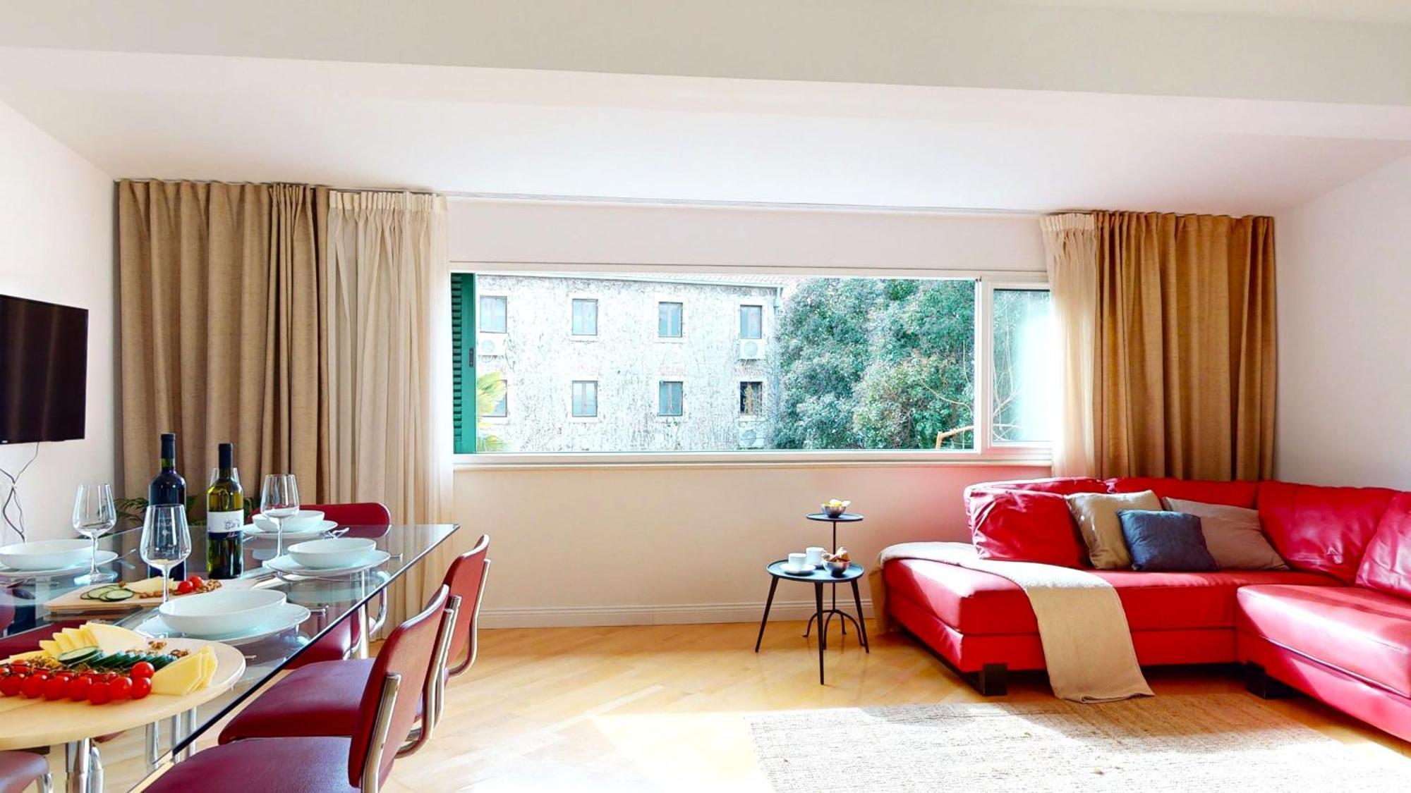 Old Town Apartment