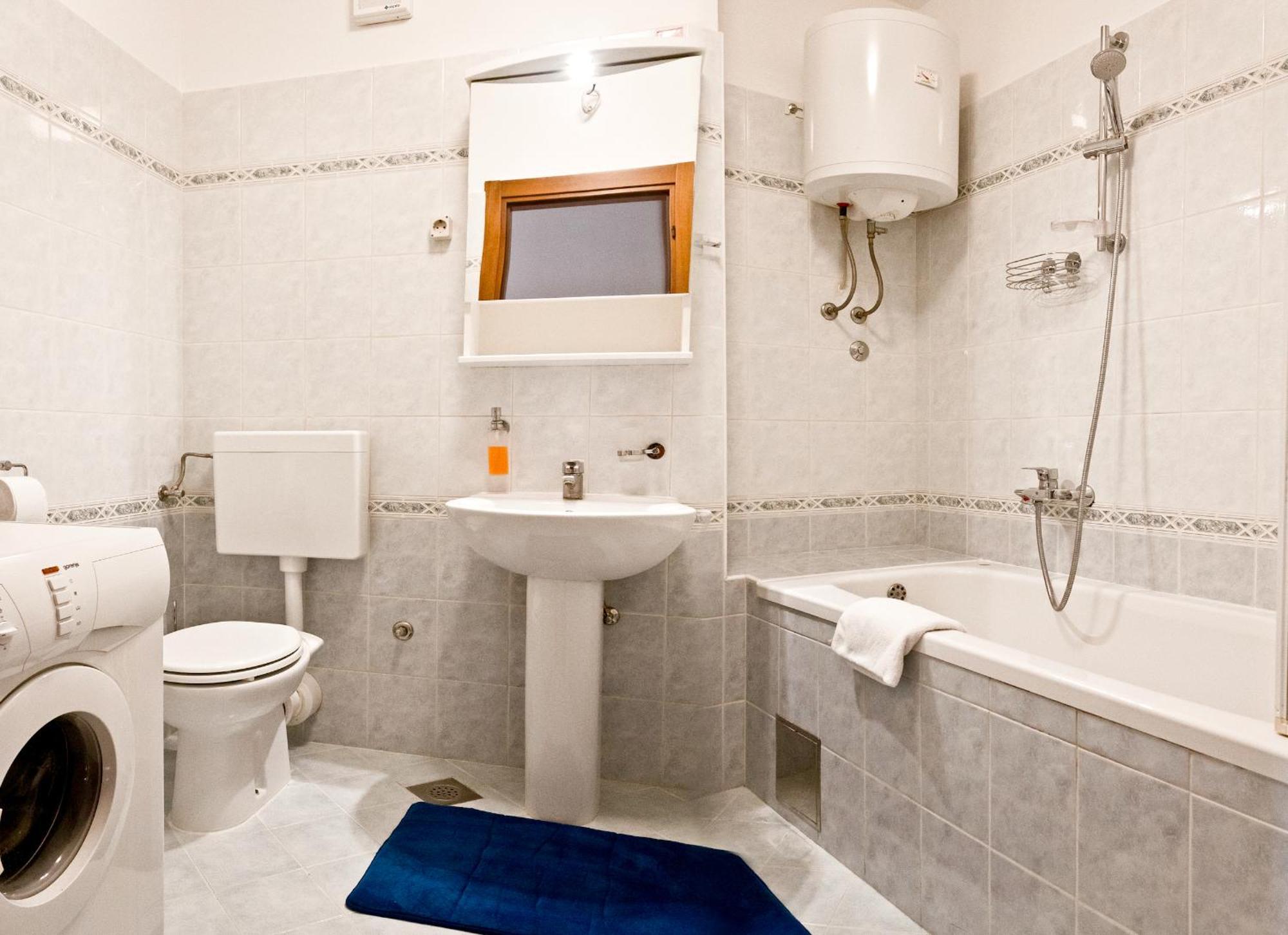 Apartments Zenta Apartment *
