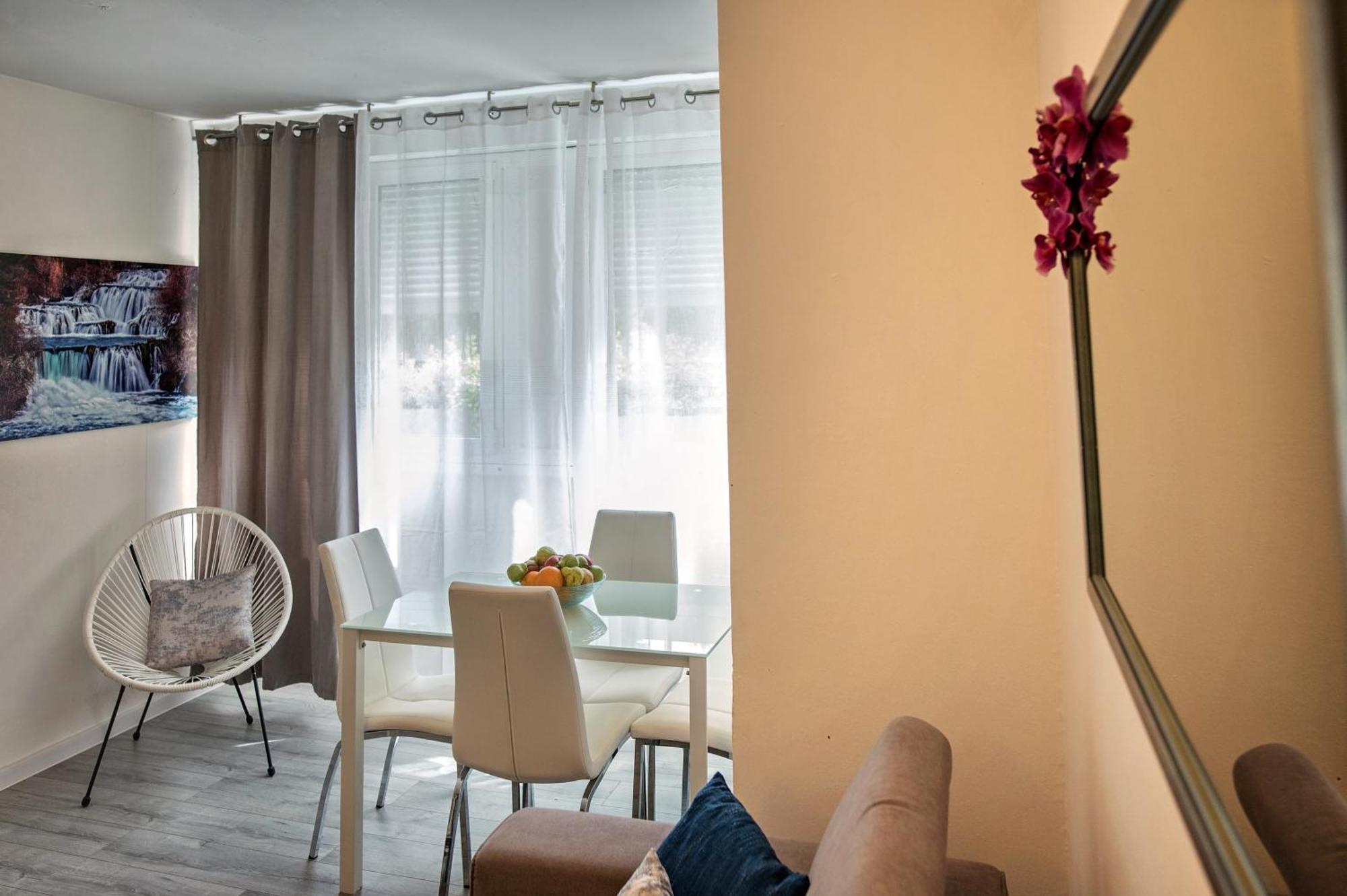 Apartment Pape Split