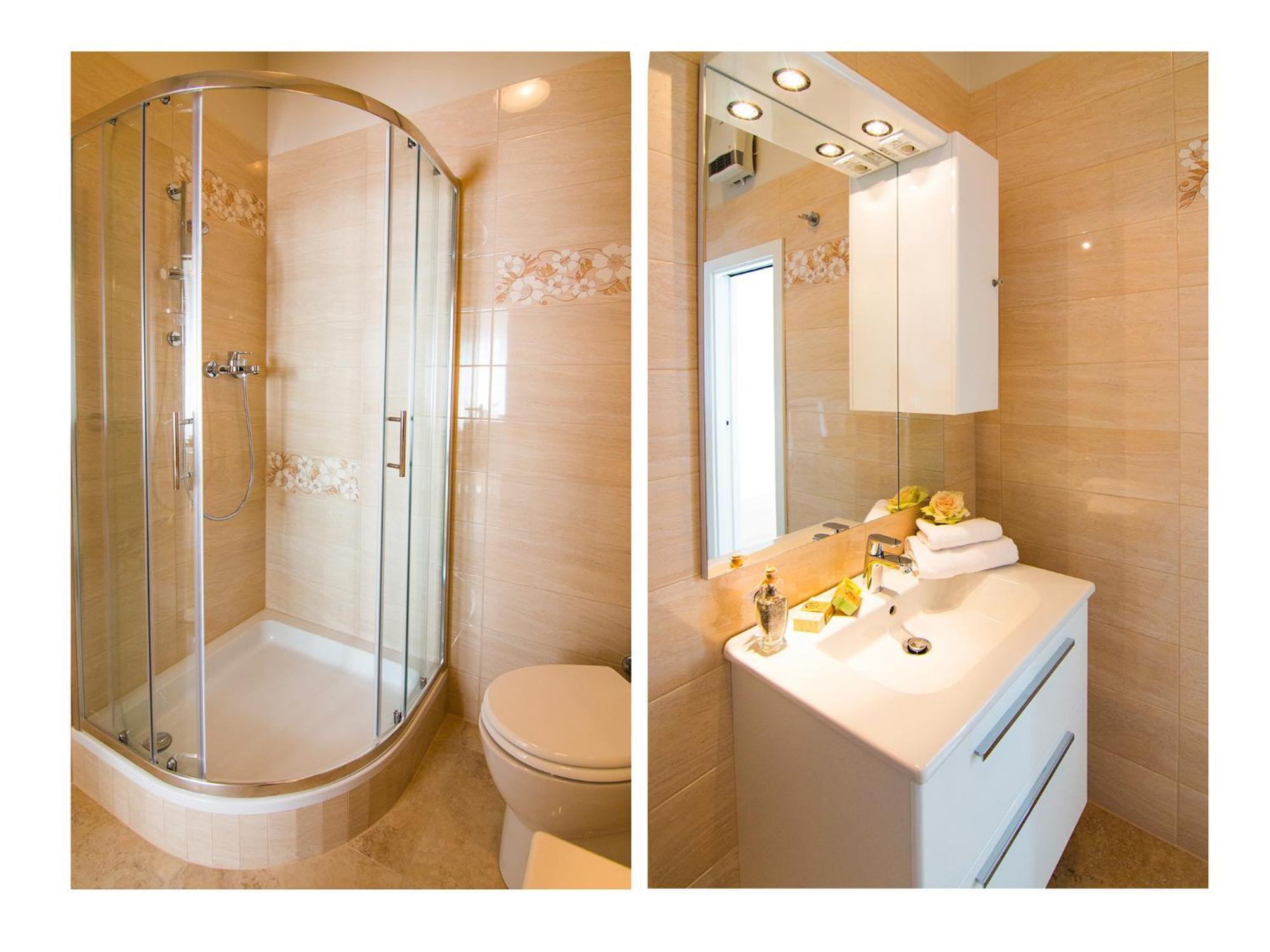Riva Royal View Luxury Apartment