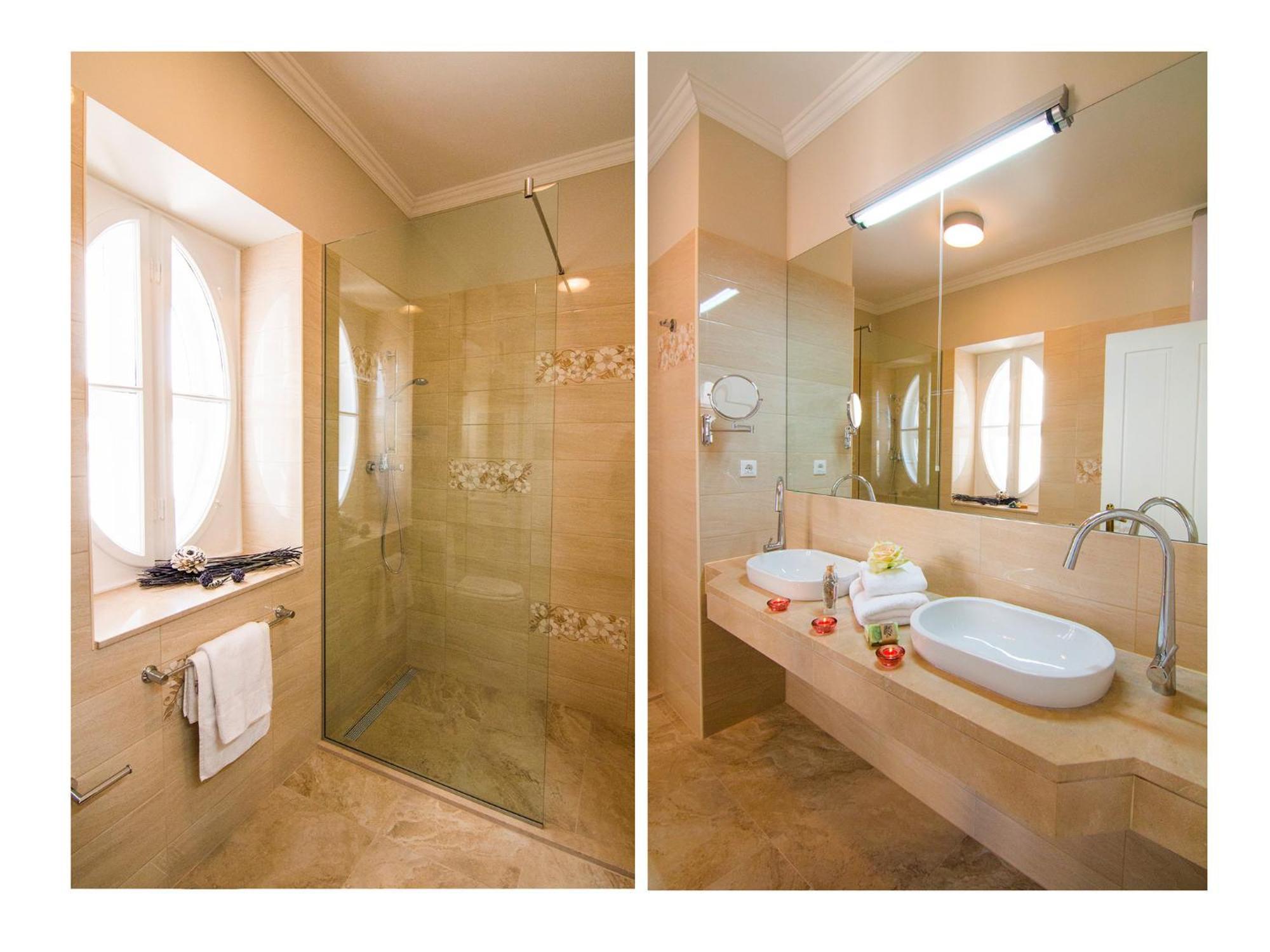 Riva Royal View Luxury Apartment *