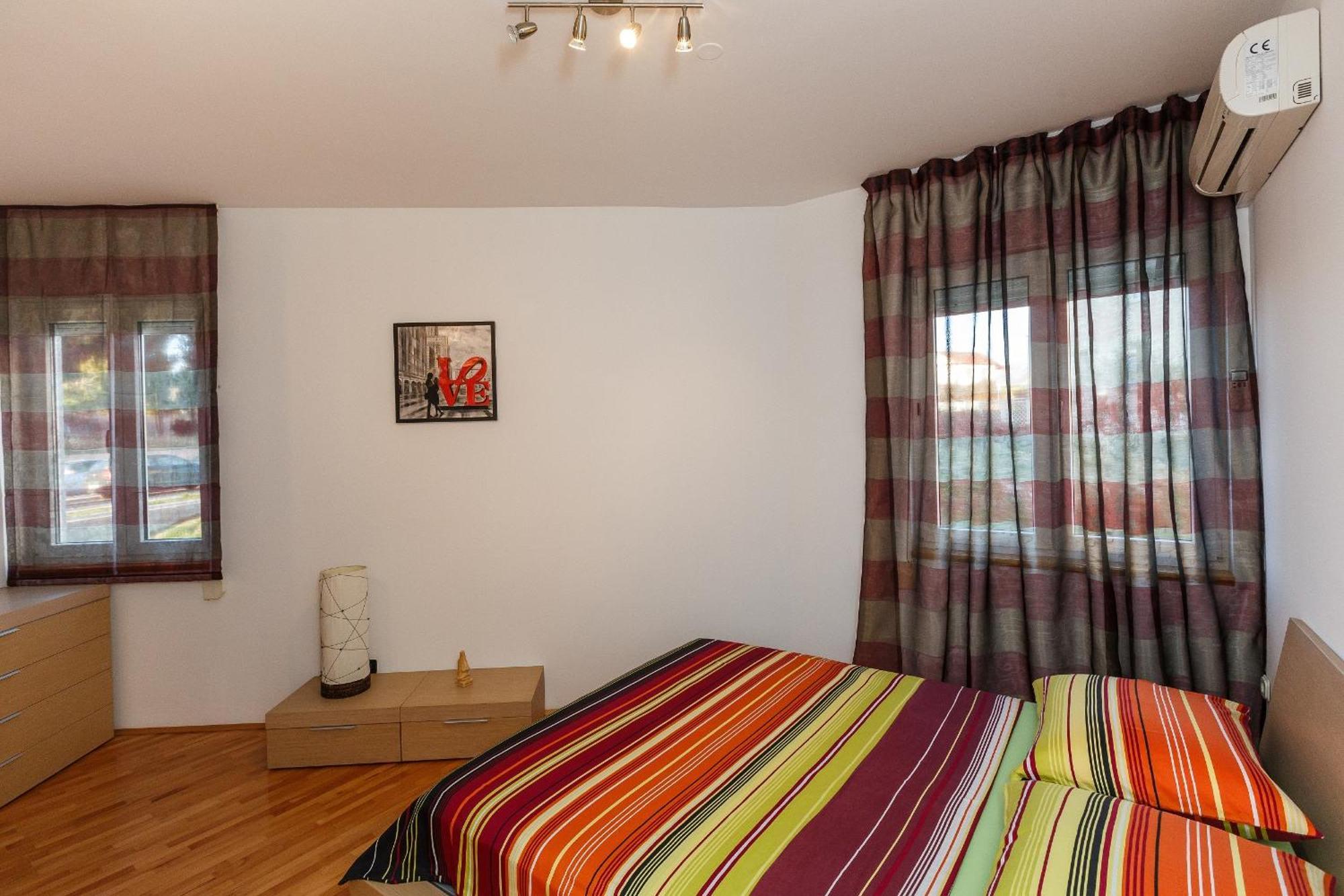 Apartments Zenta Apartamento *