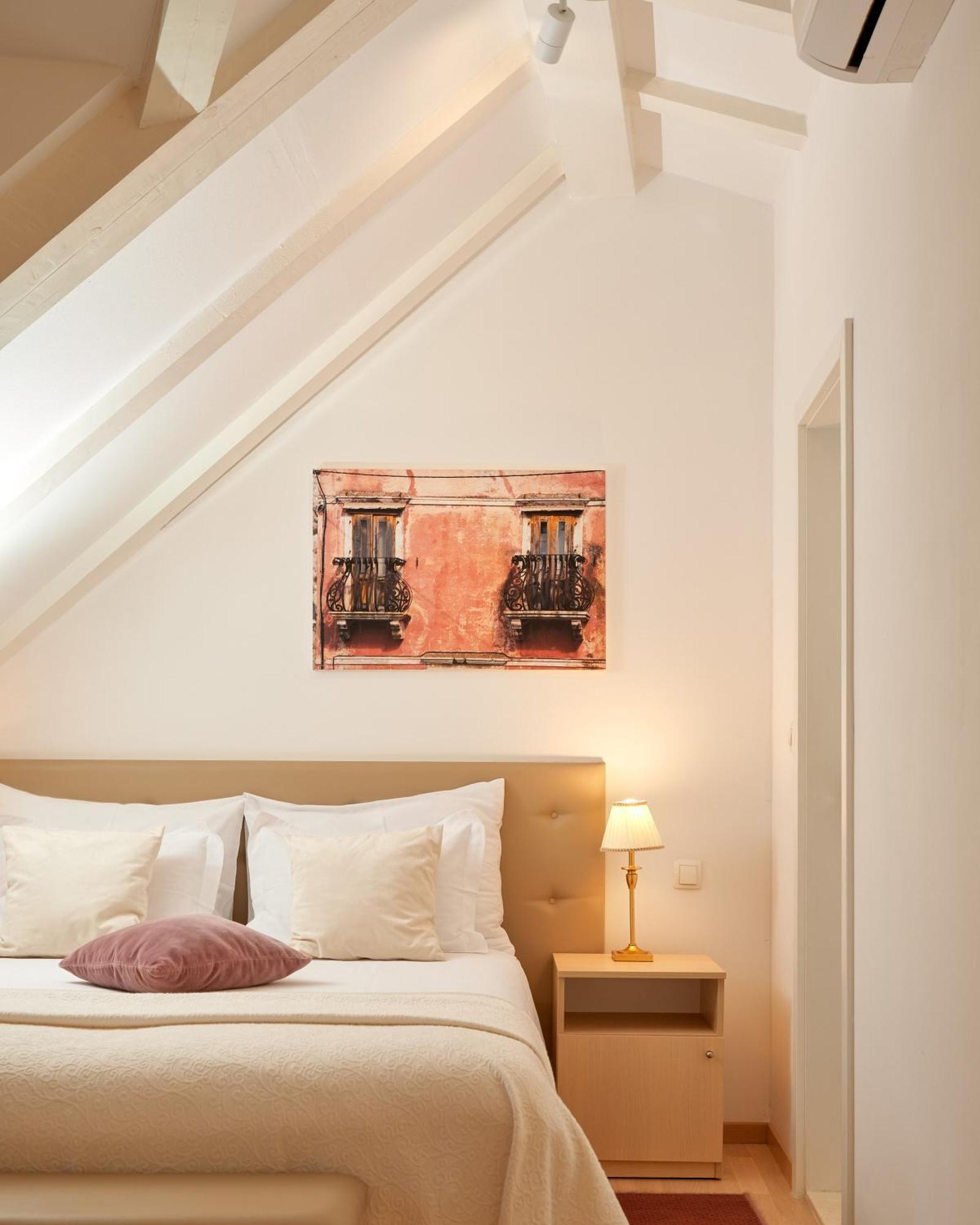 Lanterna 4* Split