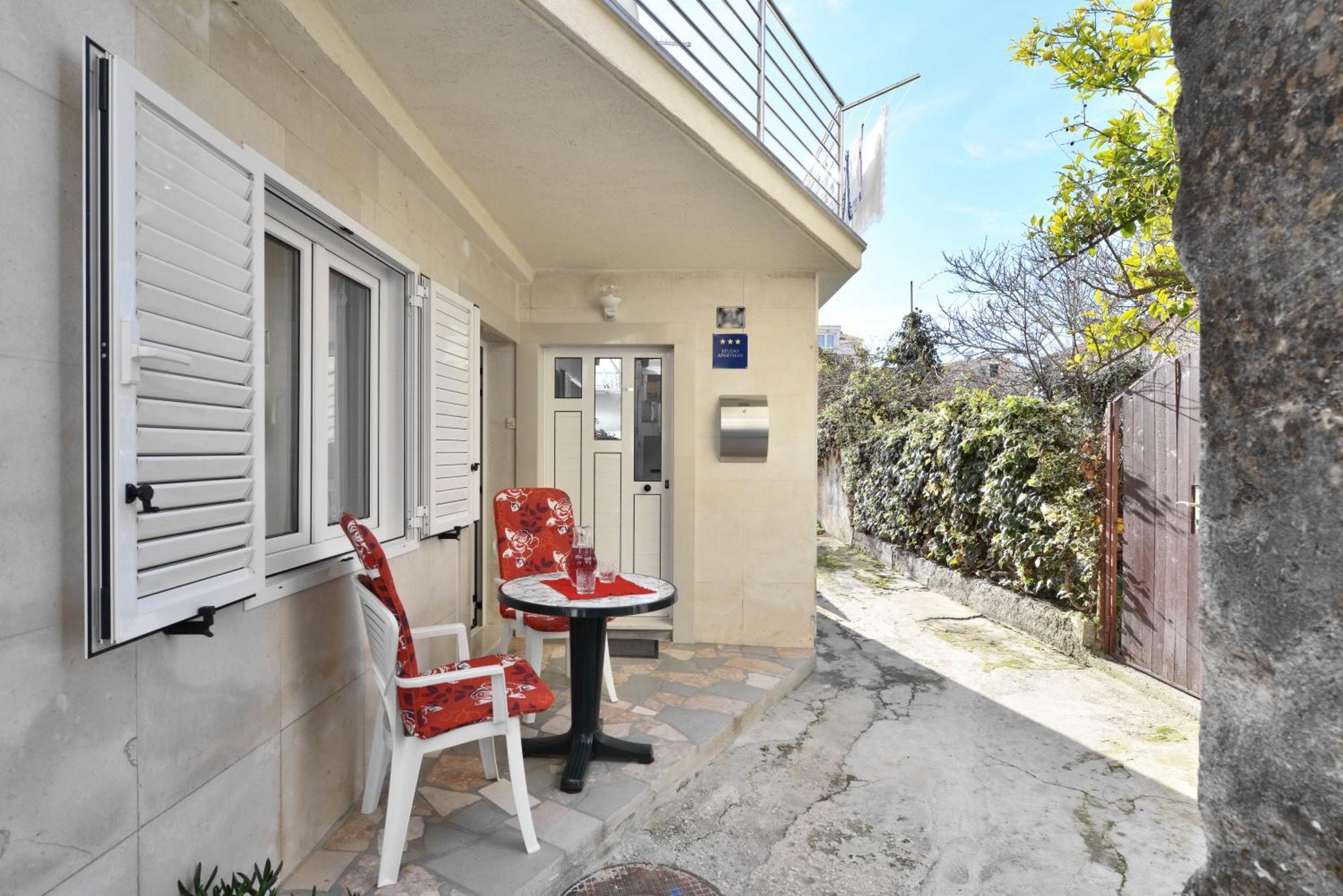 Guest house Kuseta 3*