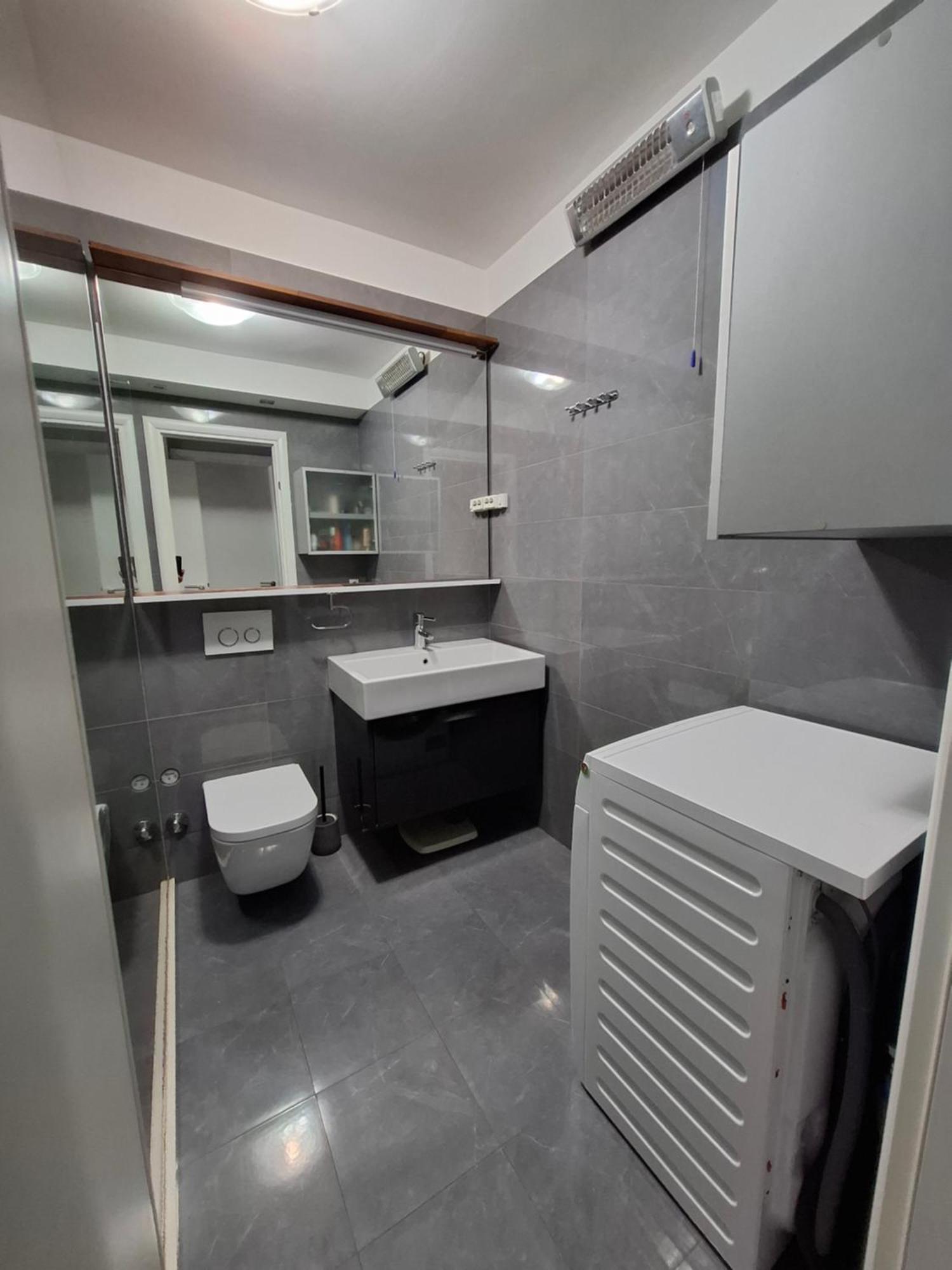 View Apartment Split