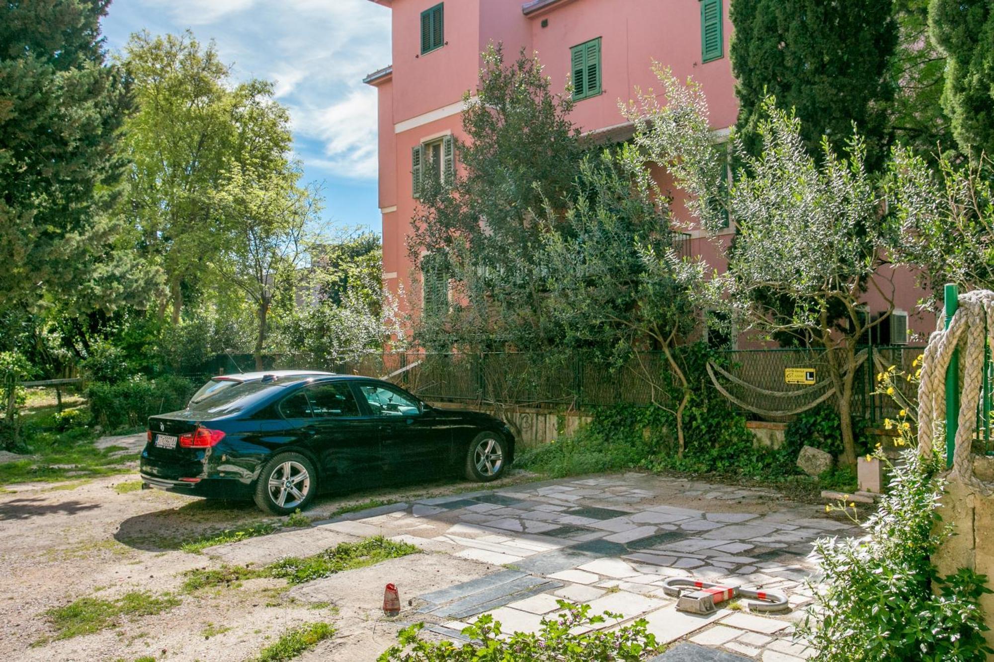 With A Parking Space - 22909 Apartment