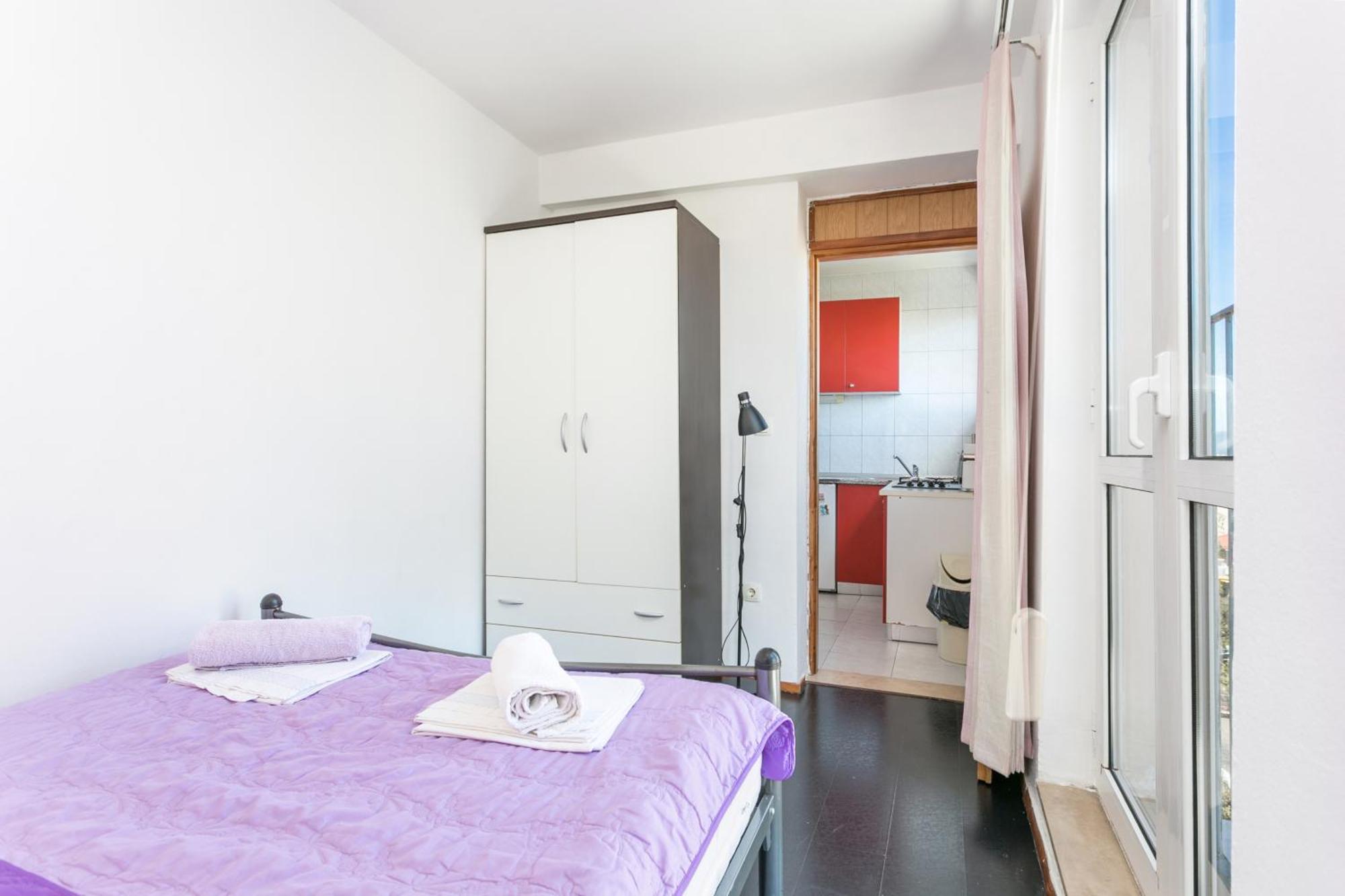 With A Parking Space - 22909 Apartment Split