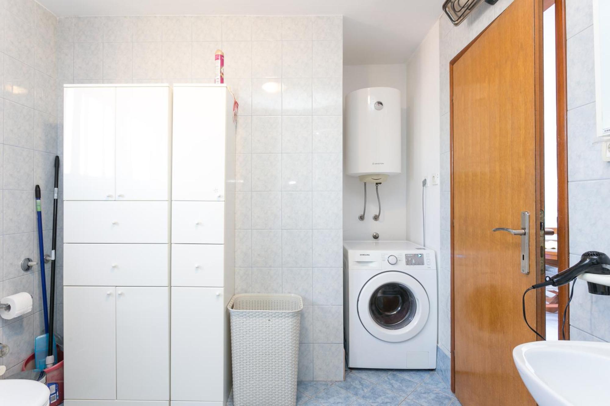 With A Parking Space - 22909 Apartment *