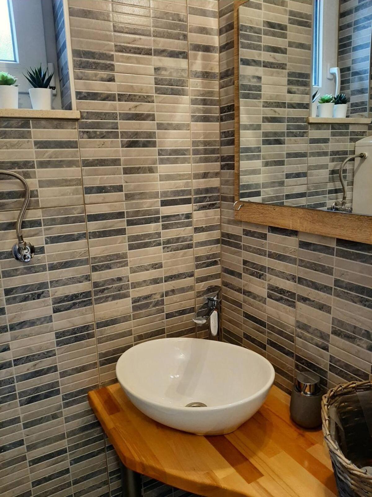 Apartman Green Oasis In The Heart Of *