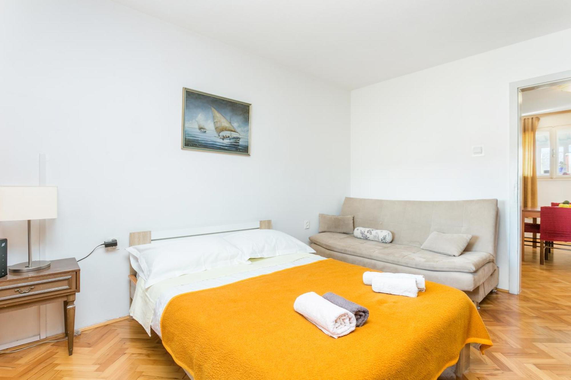 Apartment With A Parking Space - 22909