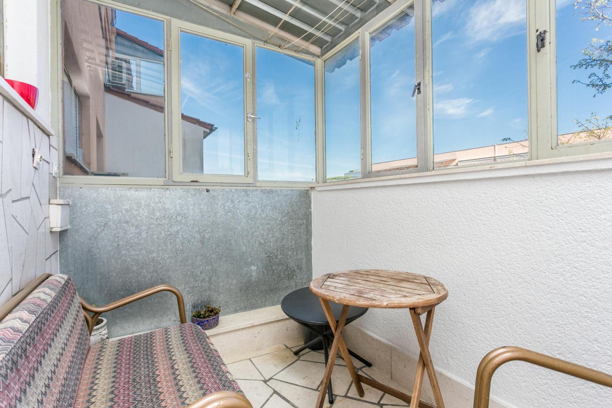 With A Parking Space - 22909 Apartment