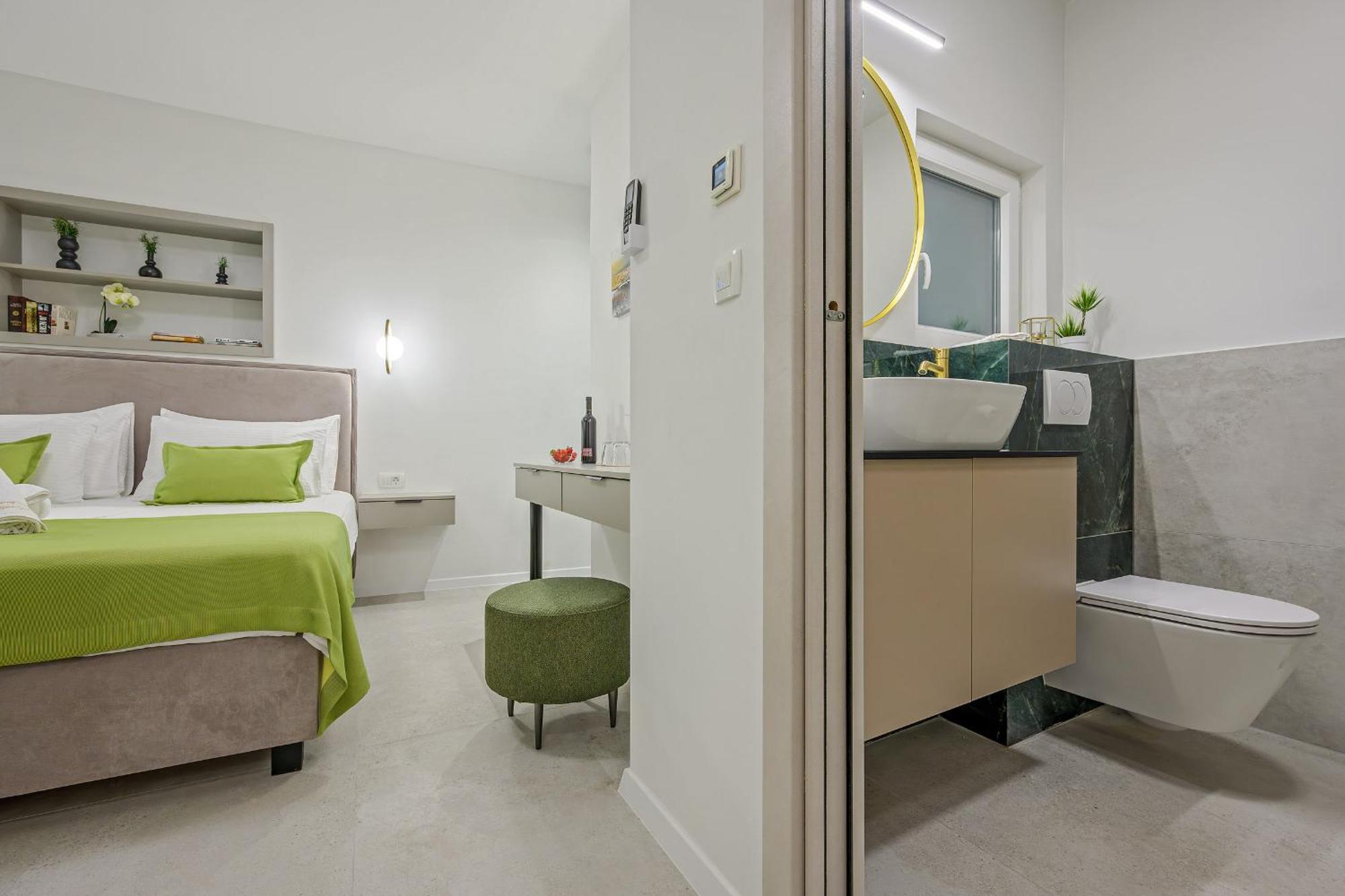 Guest house Antique Luxury 4*