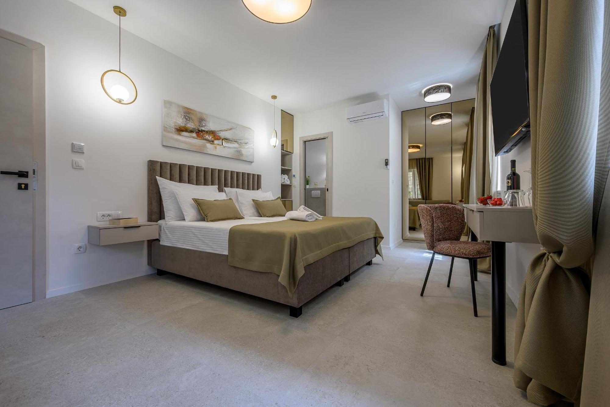 Antique Luxury Guest house Split