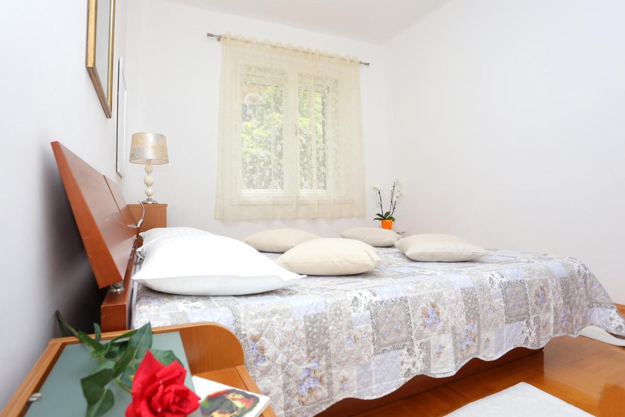 Apartment With Wifi - 16420