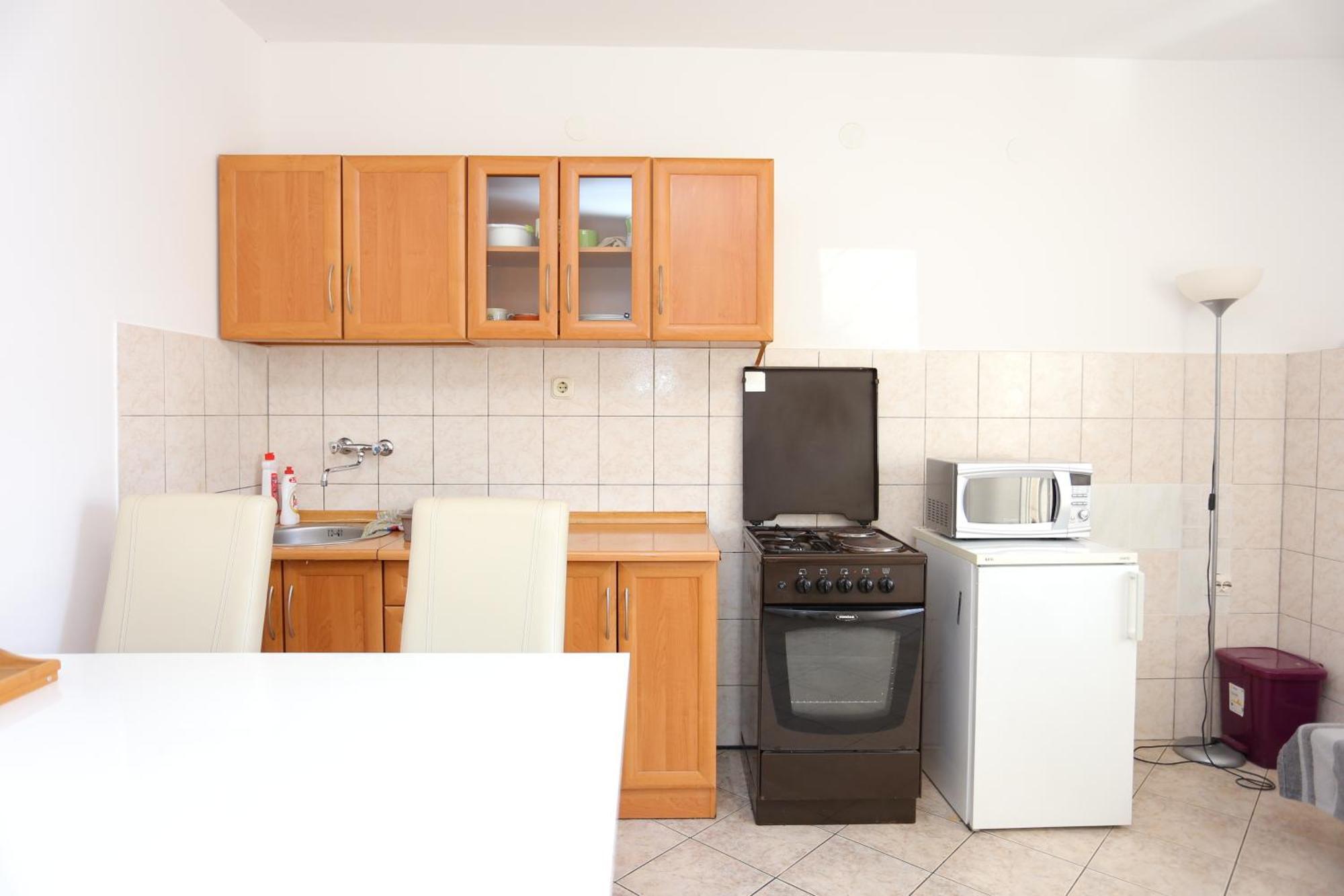Apartment With A Parking Space - 11518 Split
