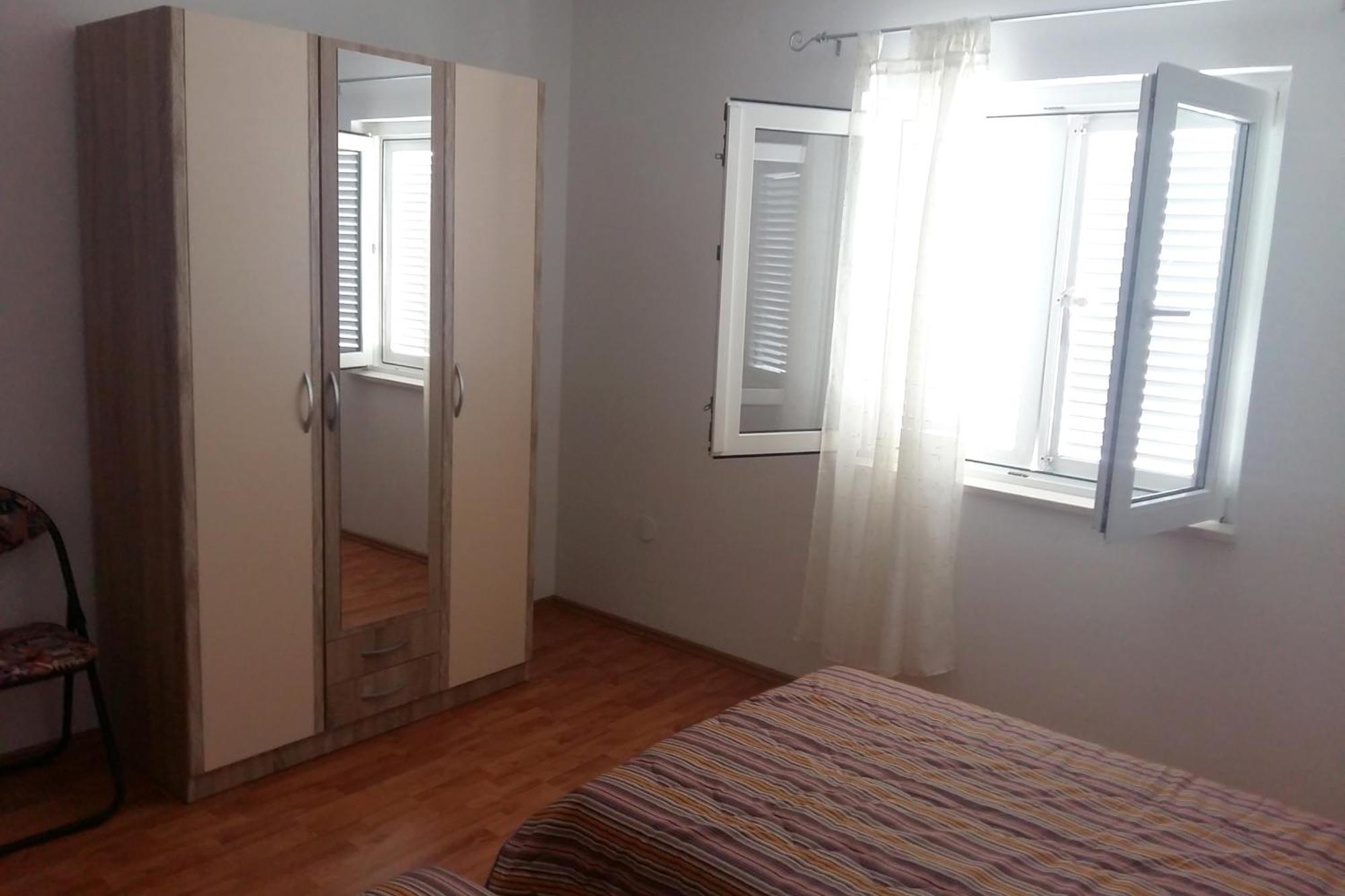Apartment With A Parking Space - 11518 Split
