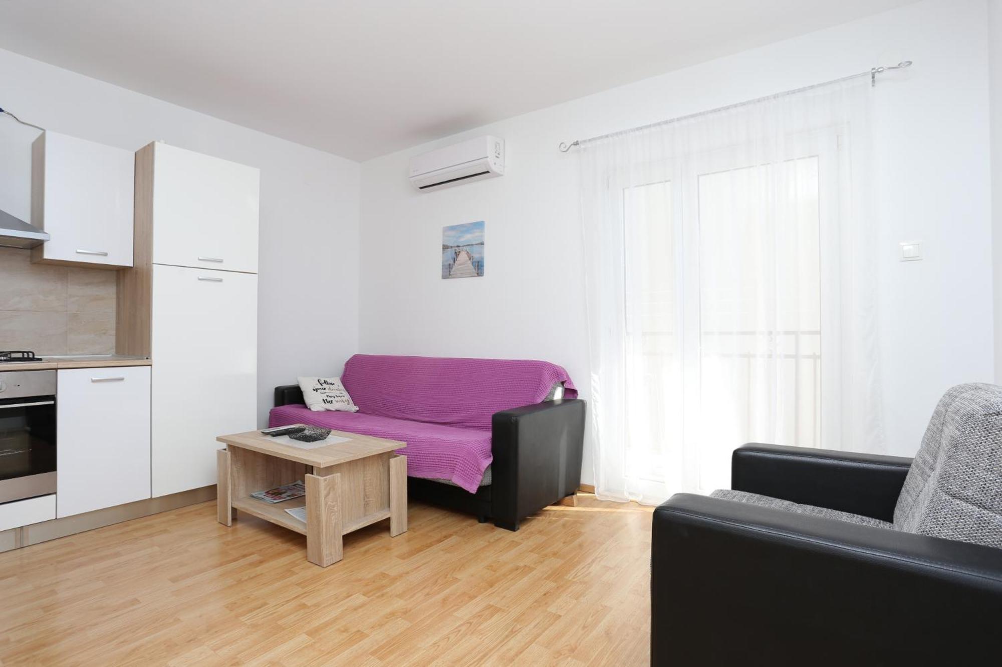 With A Parking Space - 11518 Apartment Split