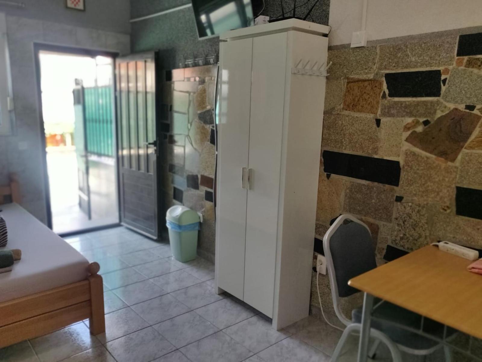 Guest house Rooms- Denis Split