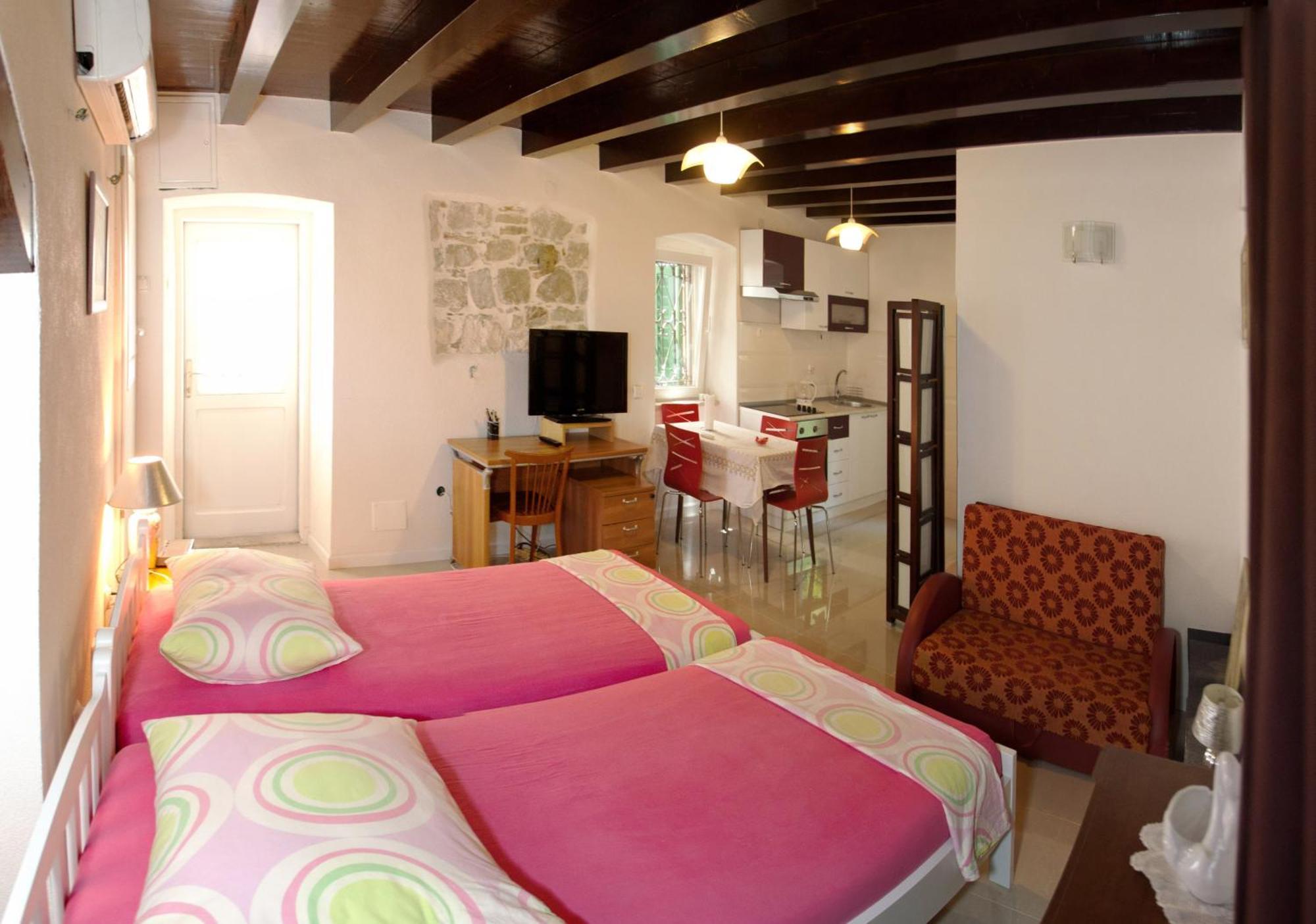 Apartman Miranda *
