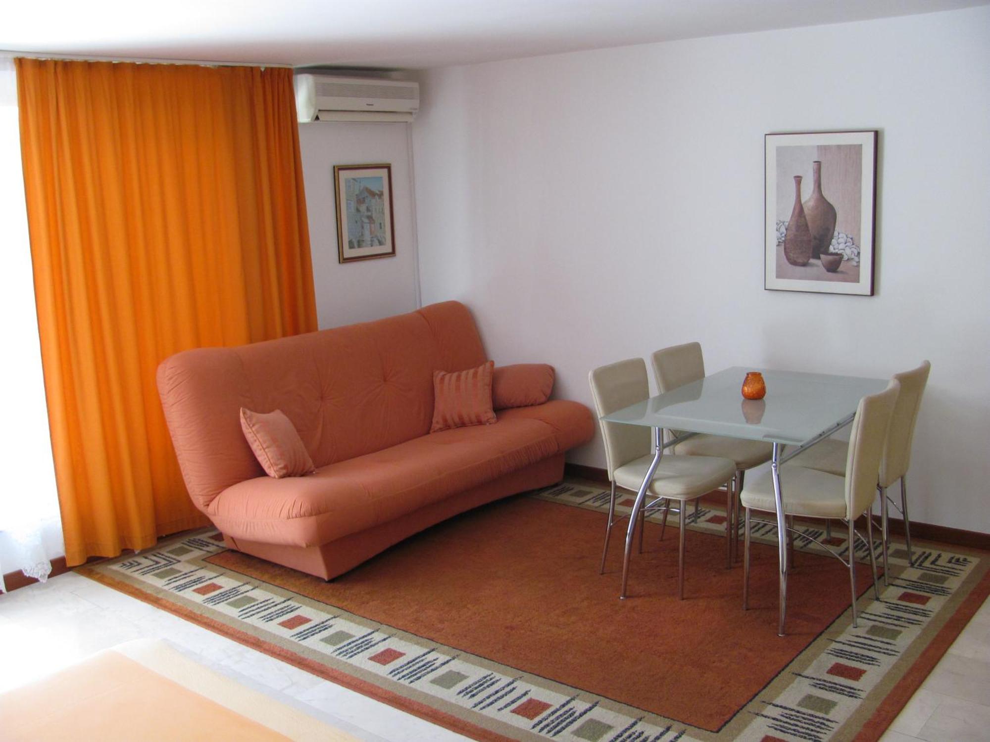The Beach & Appartement