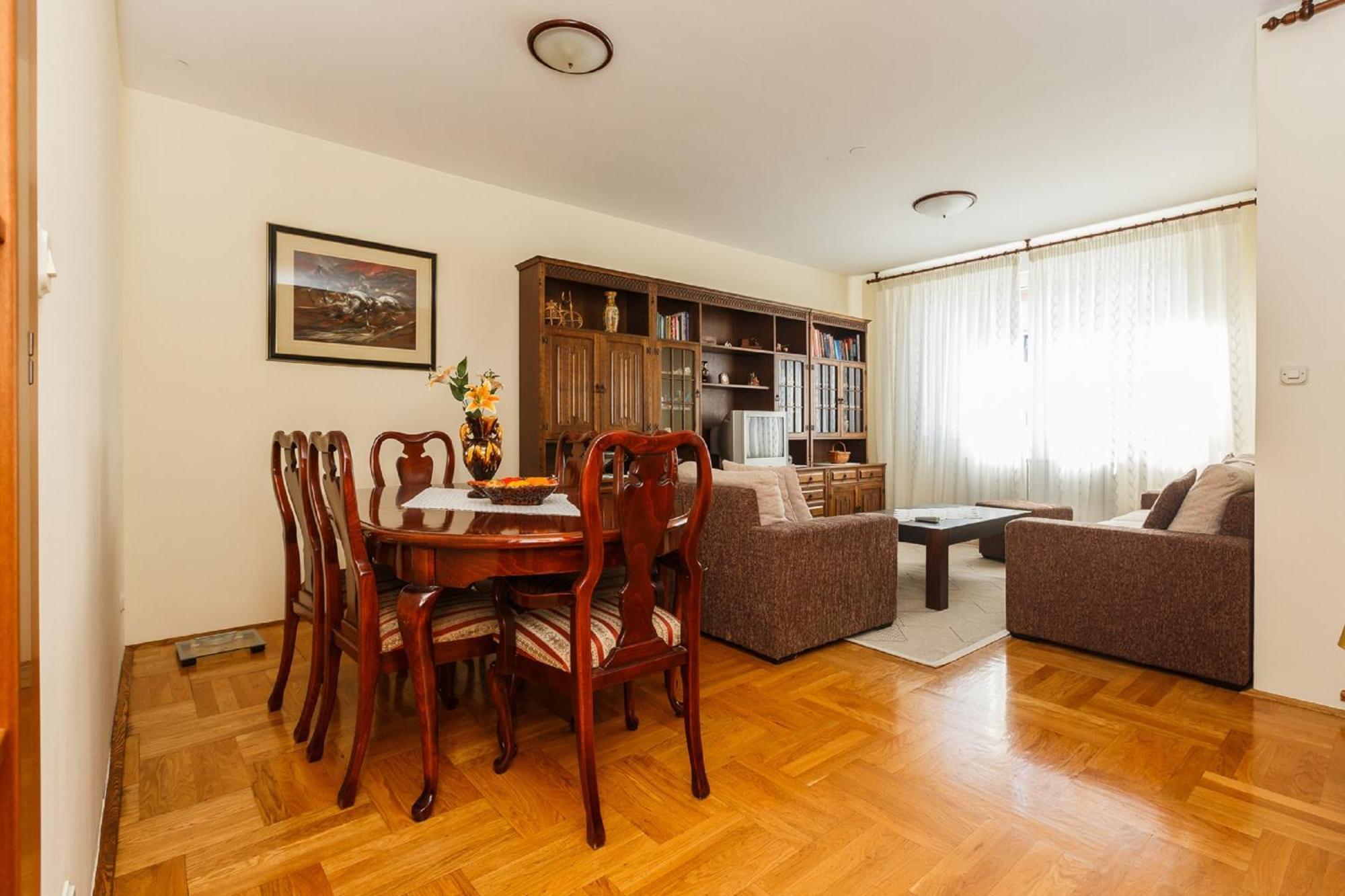 Apartments Zenta Apartamento