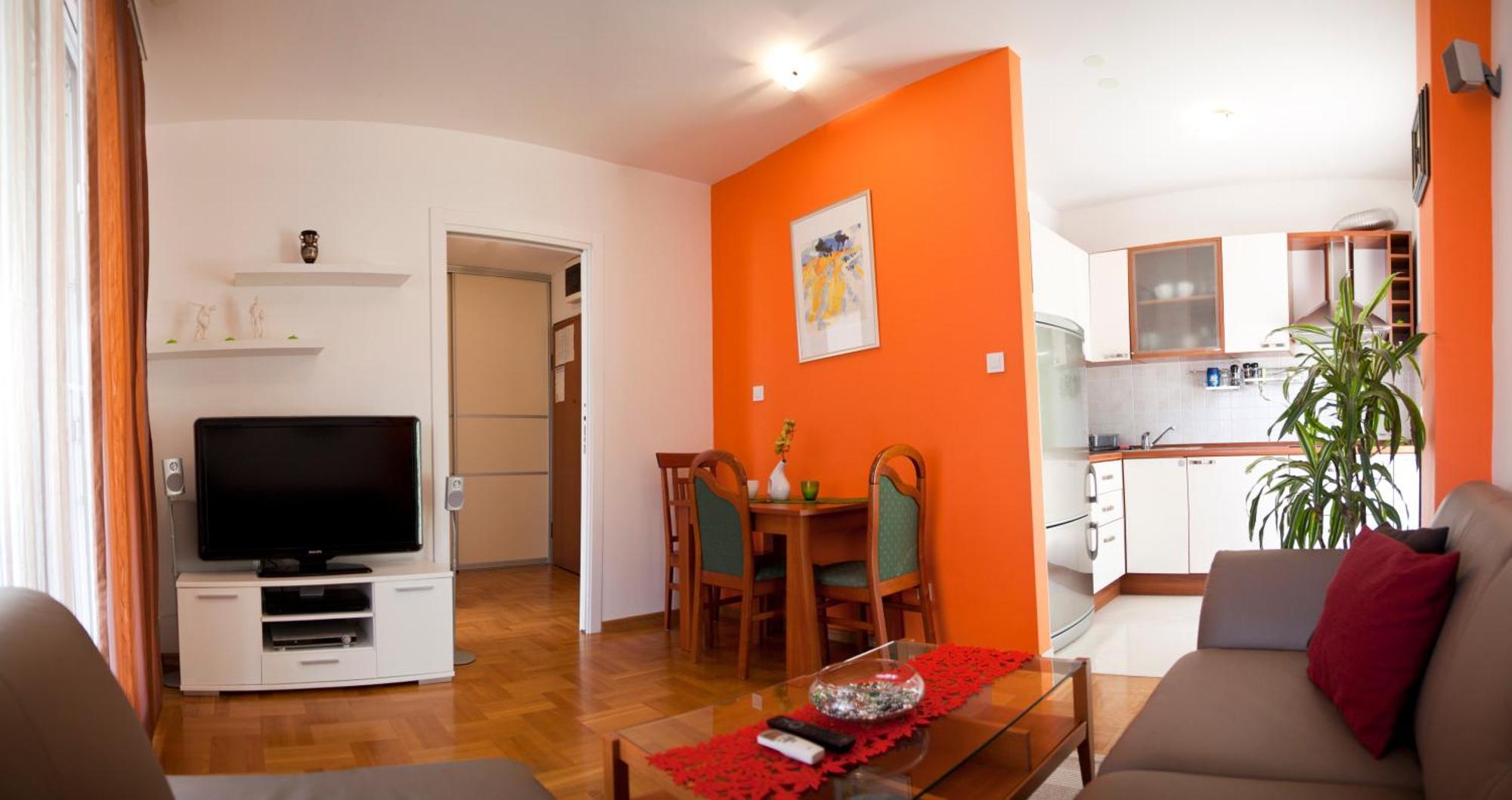 Apartments Zenta