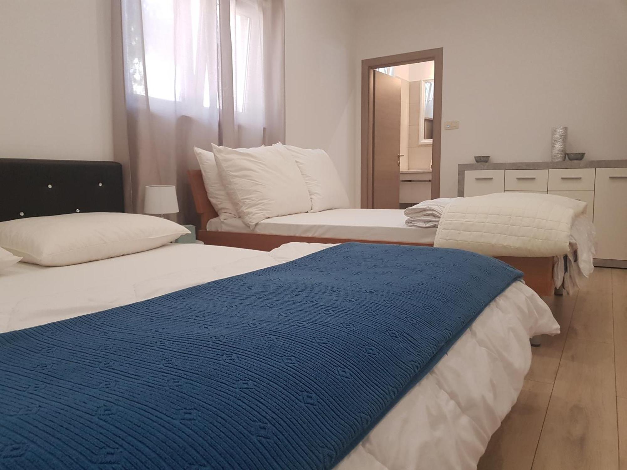 Antonija I Mateo, In The Center Of Apartman Split