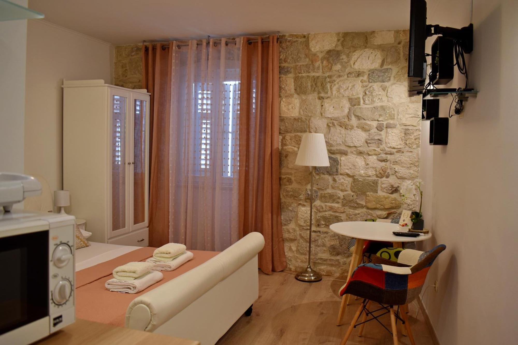 Old Town Apartment