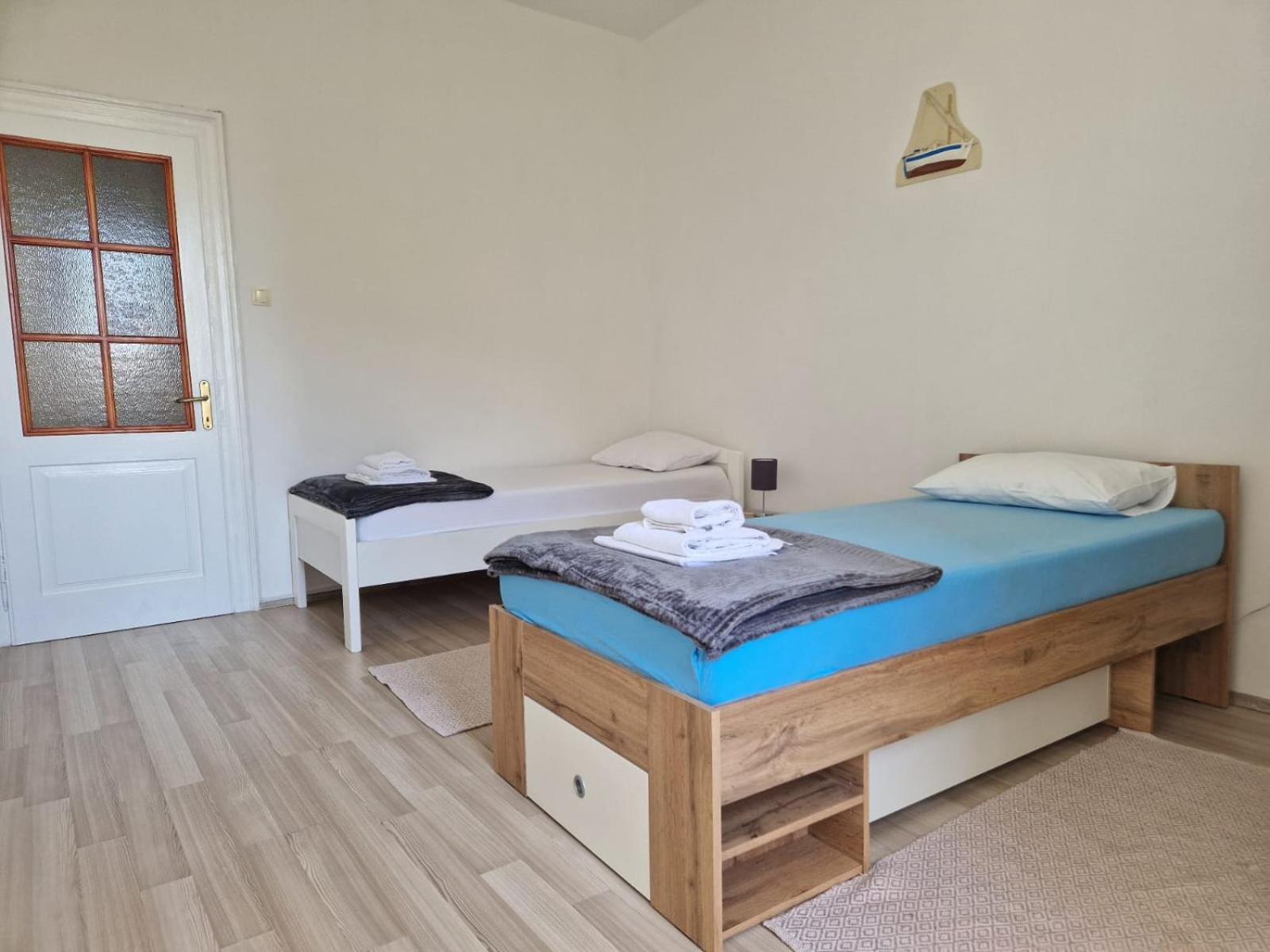 Apartment Pape