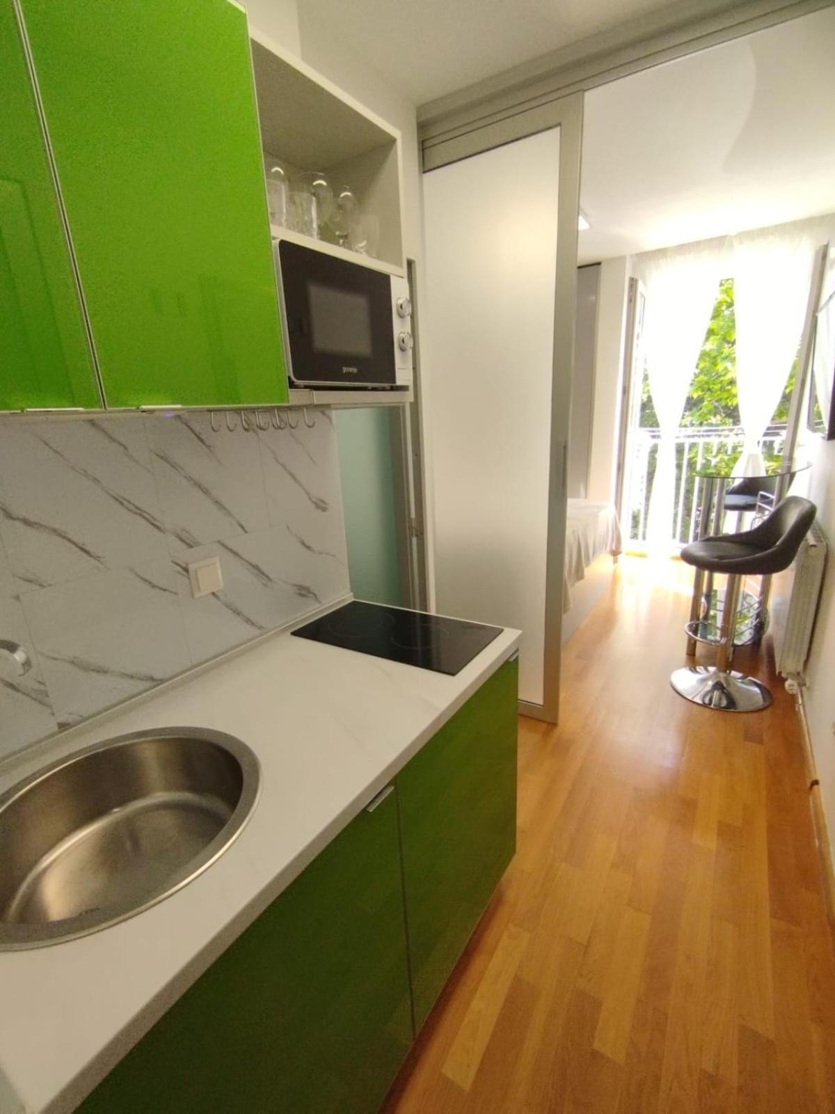 Apartment Bella Vista - Cozy With Easy Check-in And Free Parking