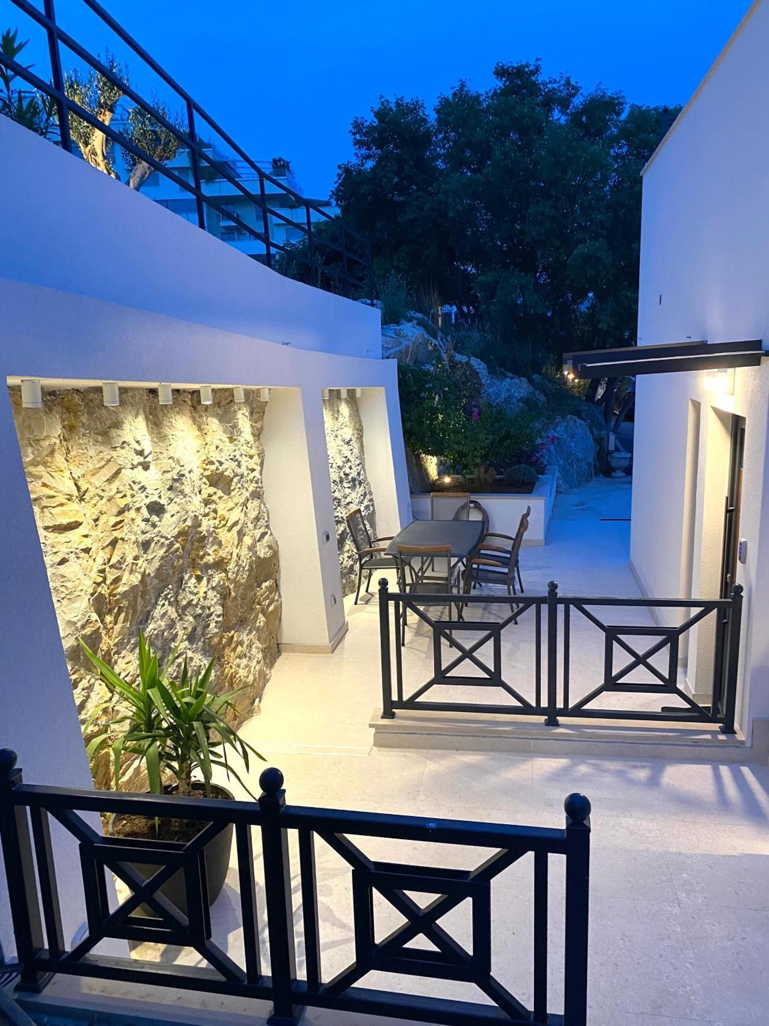 Luxury House Prestige -