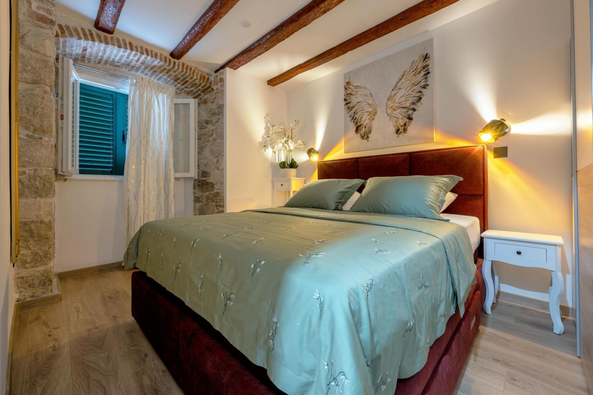 Bernard Deluxe Renovated Peaceful Old Town Gem Apartment *