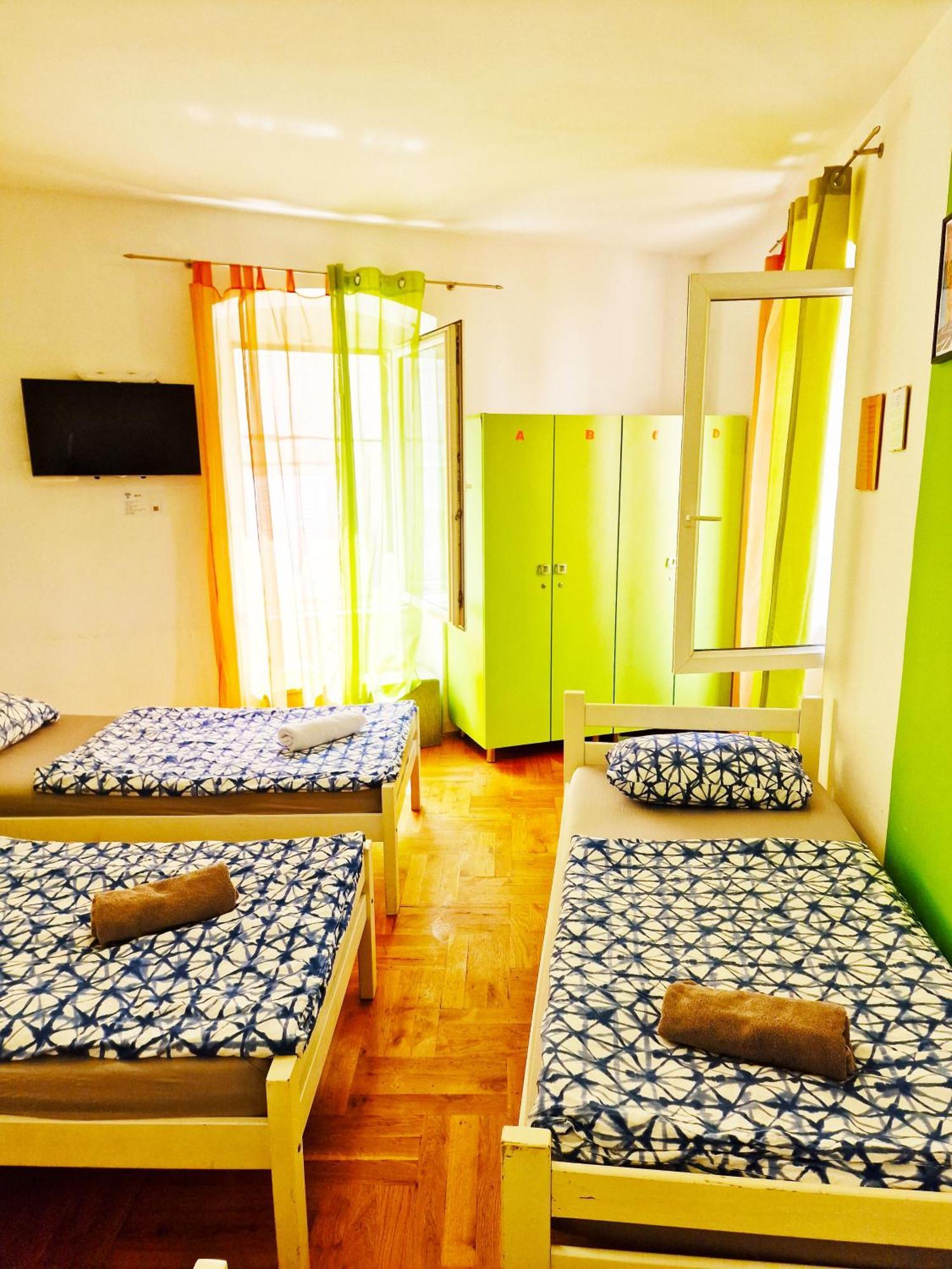 Hostel Croparadise Split