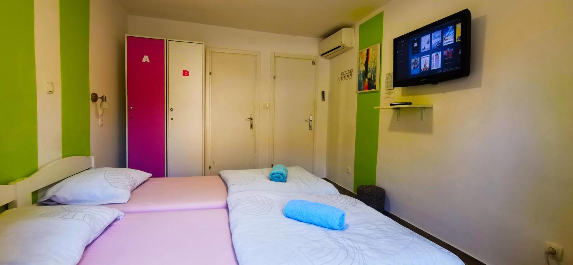 Croparadise Hostel Split