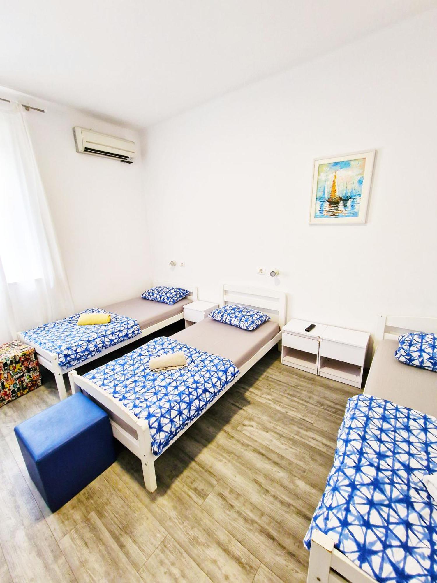 Croparadise Hostel