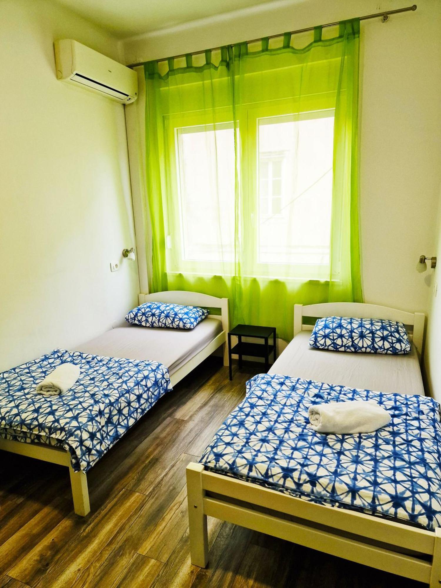 Croparadise Hostel